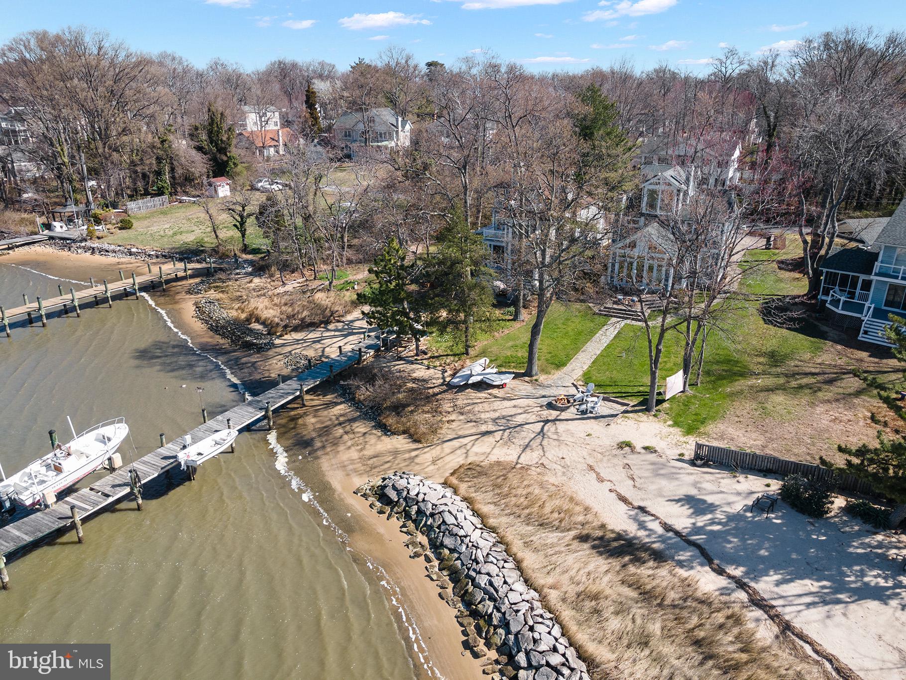 ARUNDEL ON THE BAY - Residential