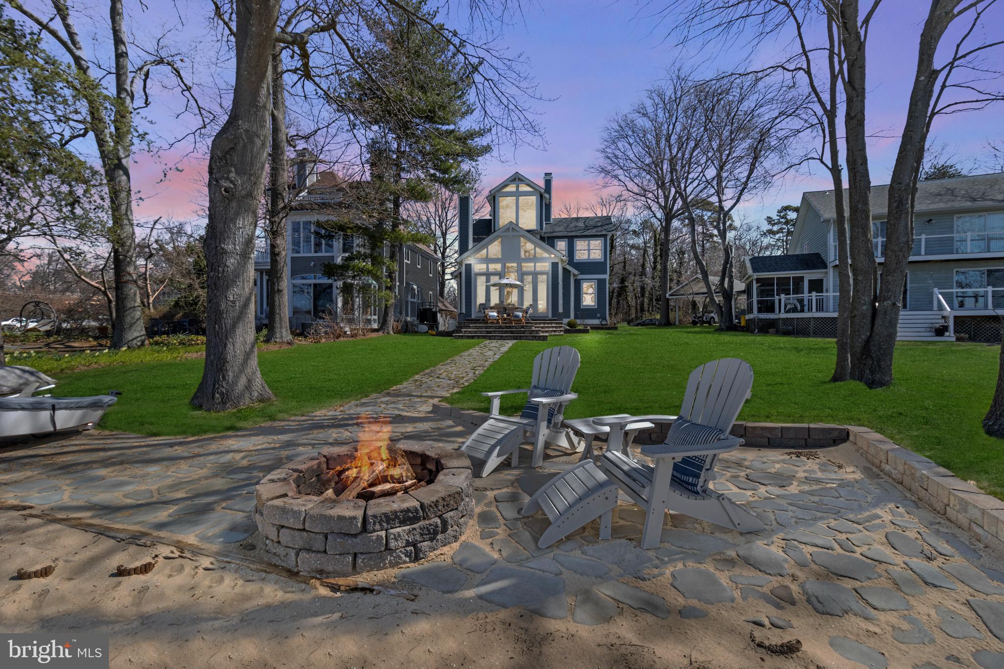 ARUNDEL ON THE BAY - Residential