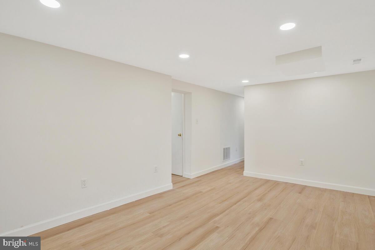 WEST HYATTSVILLE - Residential Lease