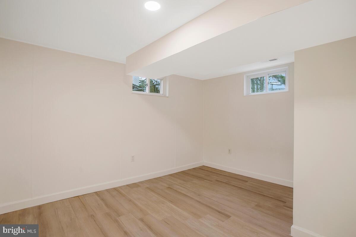 WEST HYATTSVILLE - Residential Lease