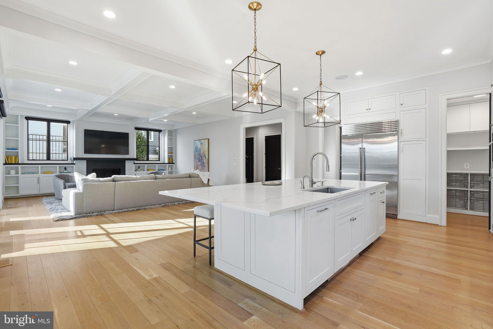 WOODMONT - Residential