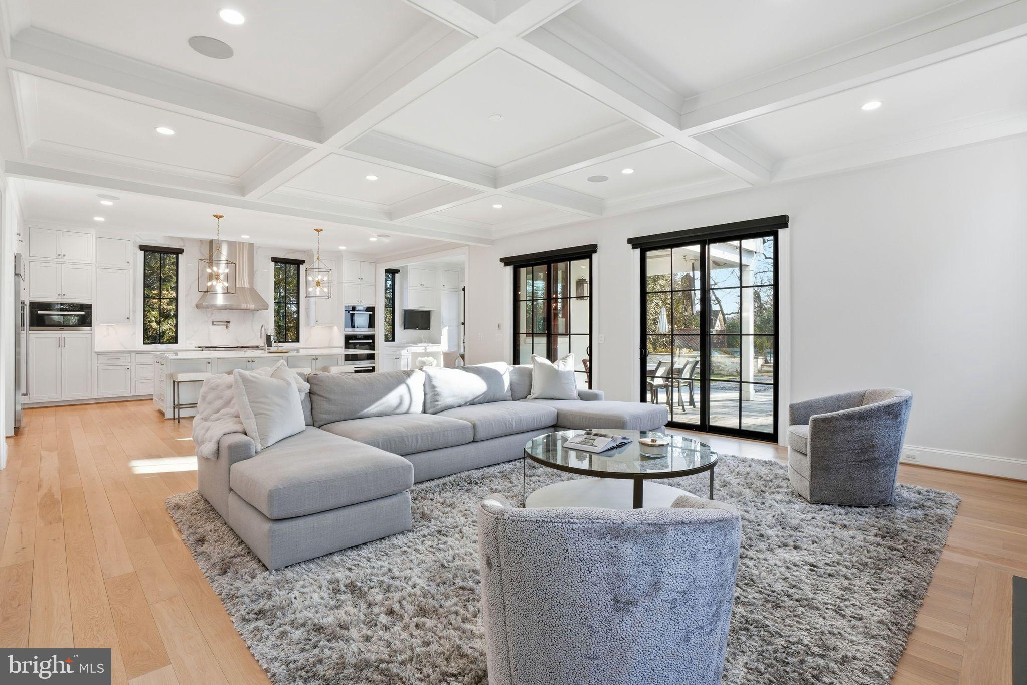 WOODMONT - Residential