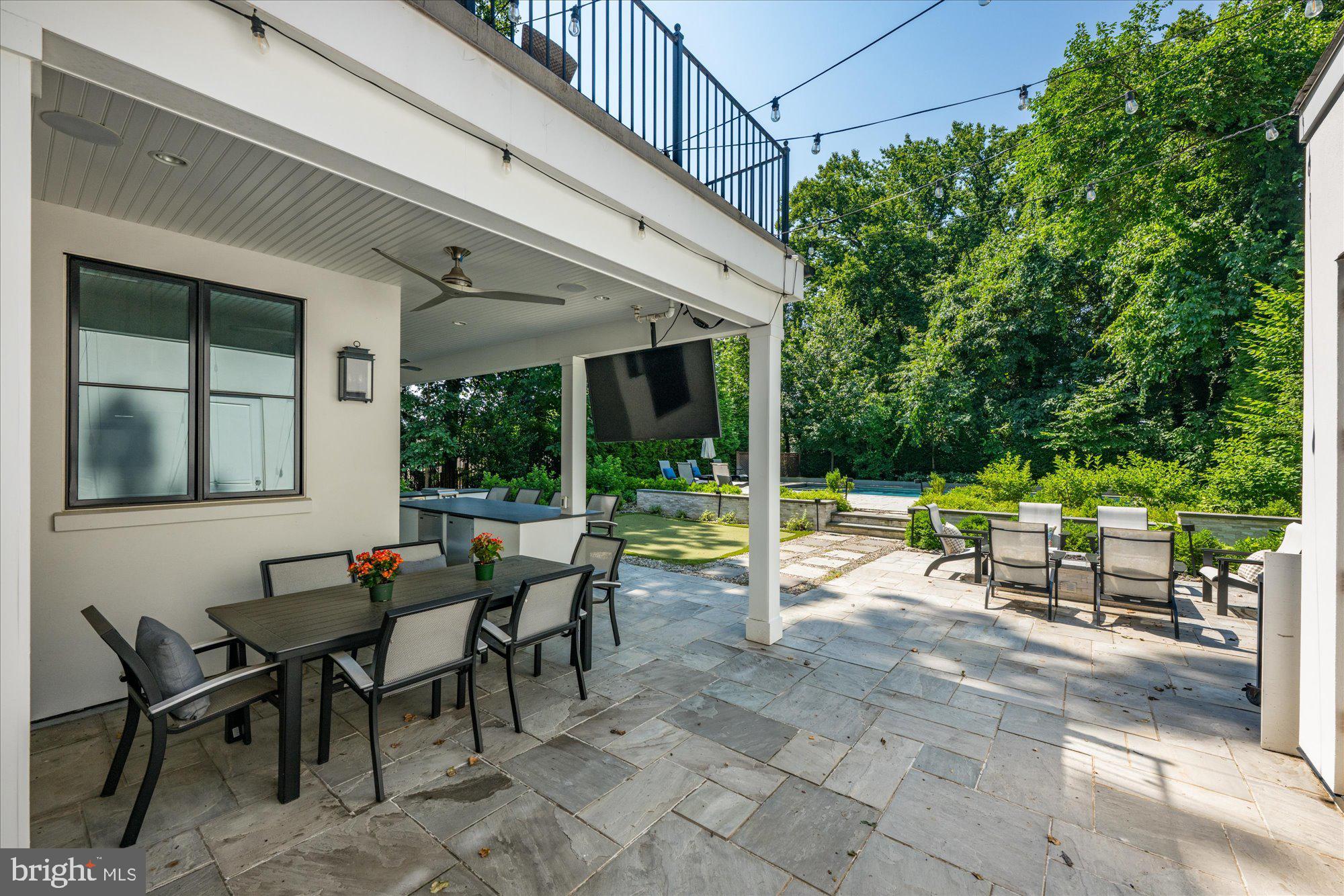 WOODMONT - Residential