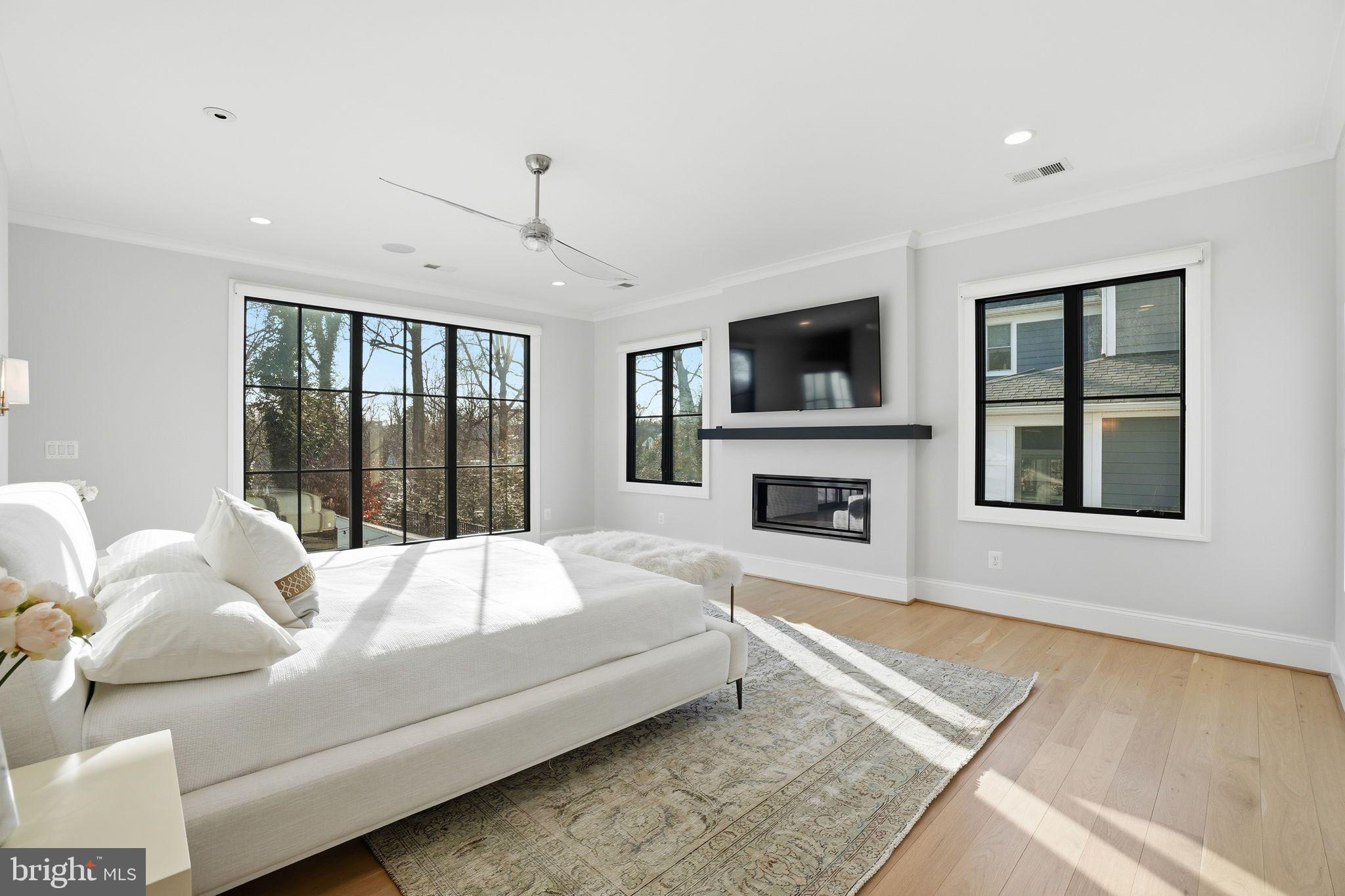 WOODMONT - Residential