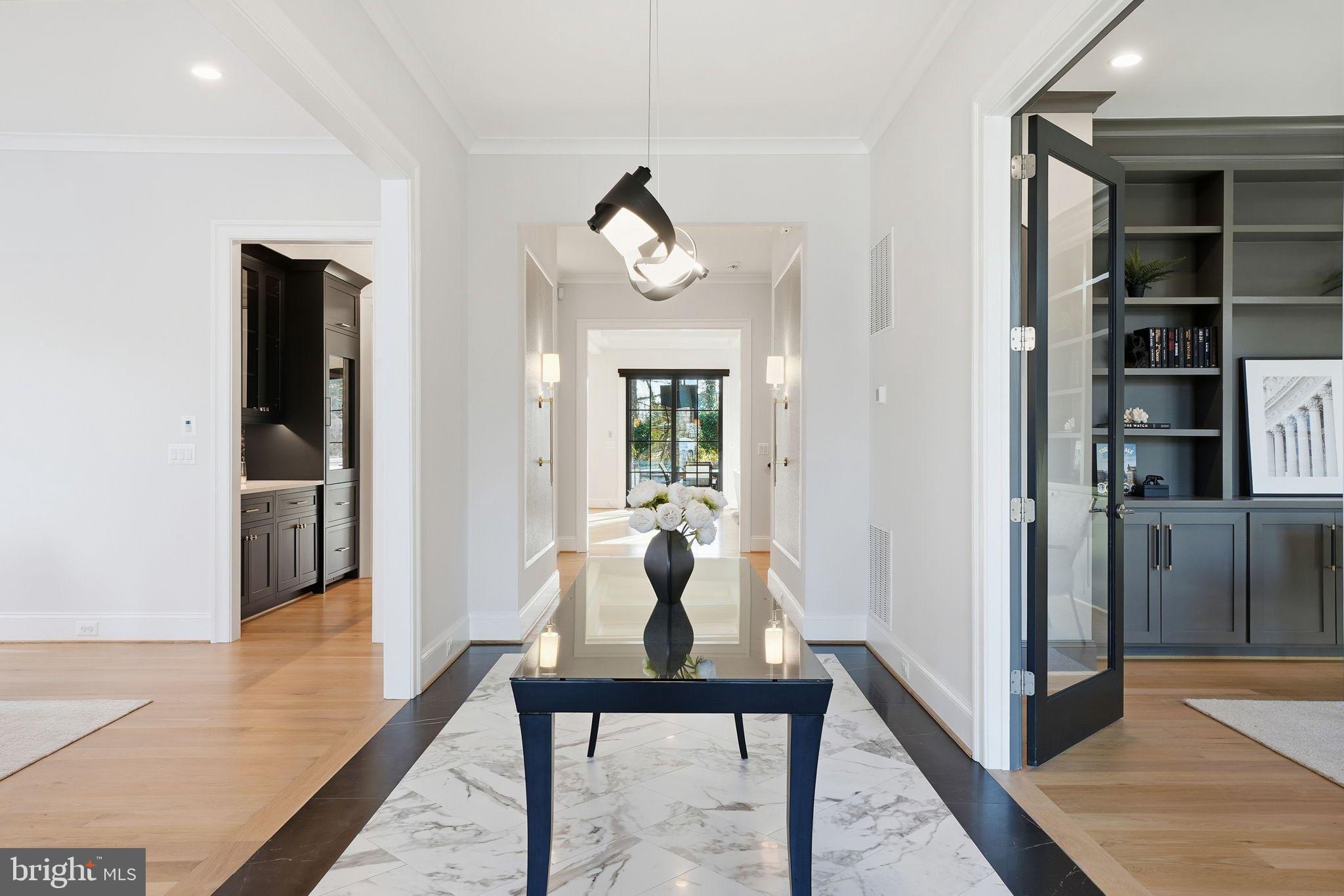 WOODMONT - Residential