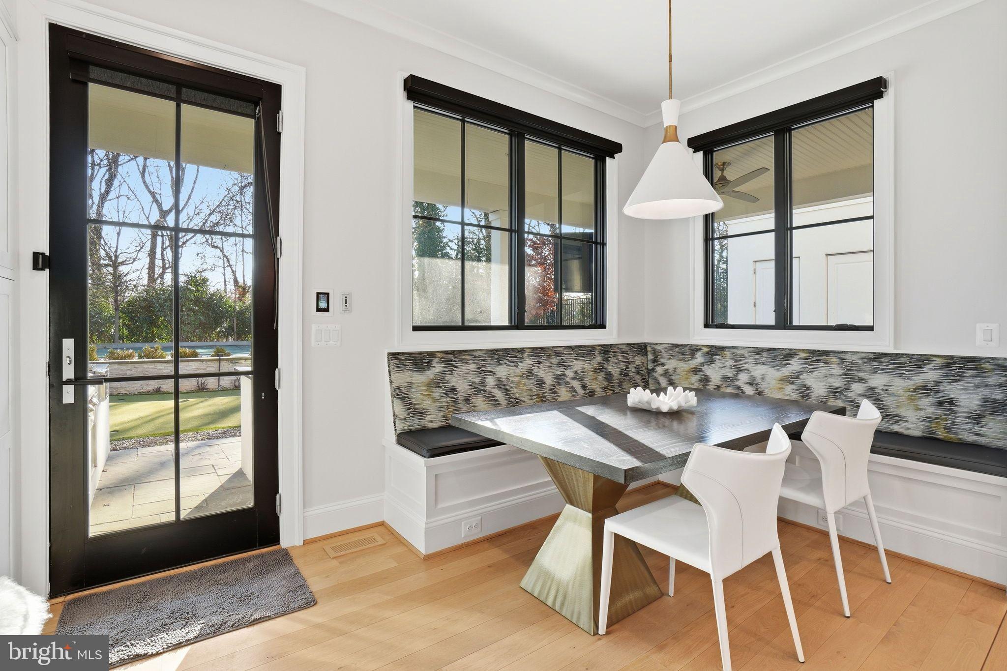 WOODMONT - Residential