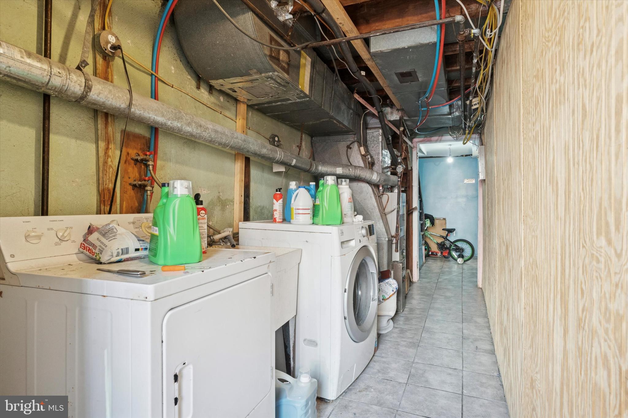 MELROSE PARK GARDENS - Residential