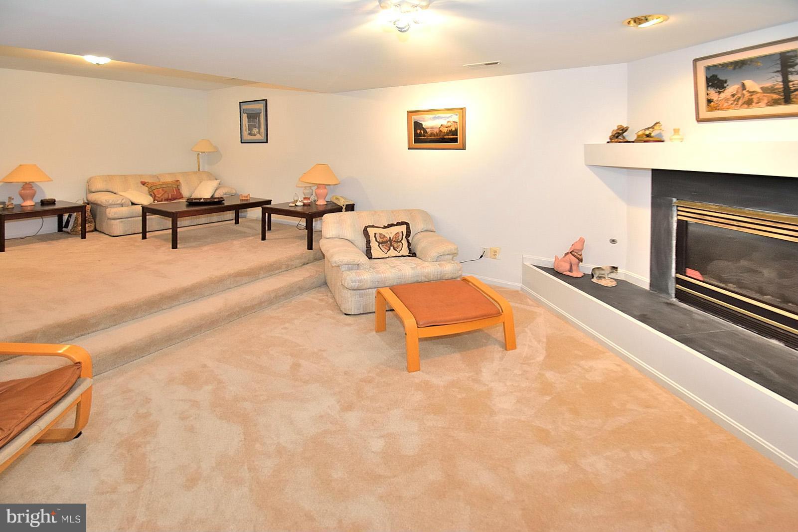 GREENS AT FAIR LAKES - Residential