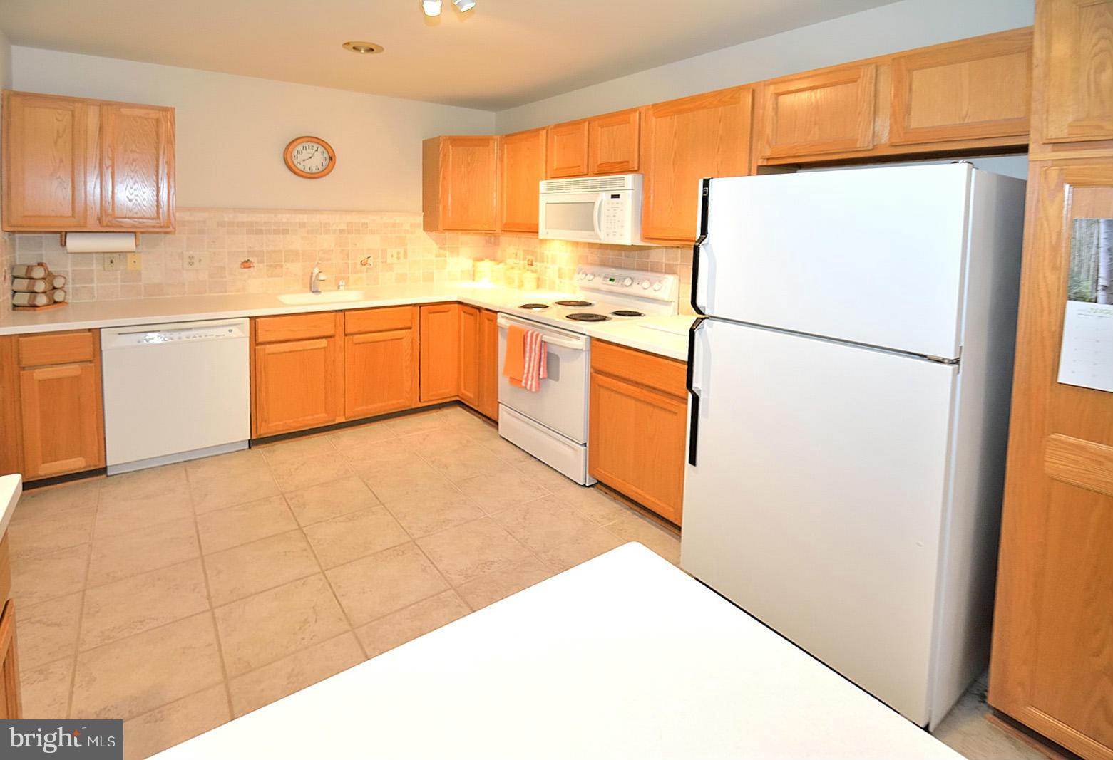 GREENS AT FAIR LAKES - Residential