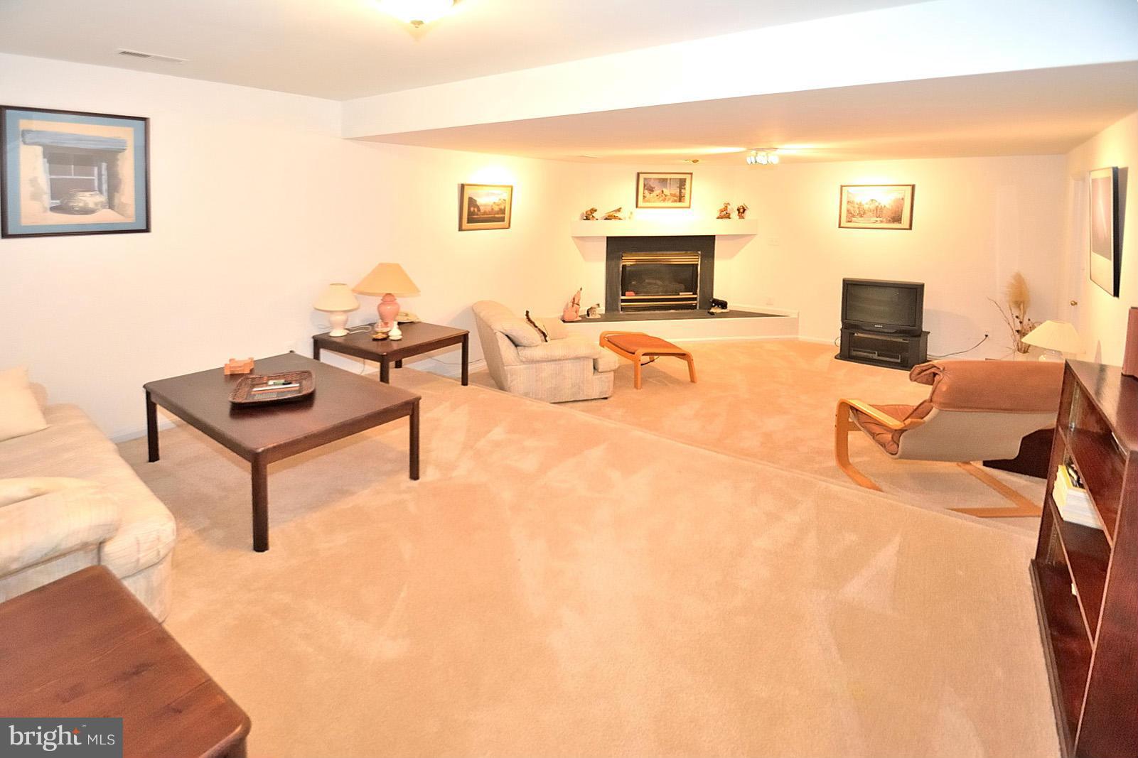 GREENS AT FAIR LAKES - Residential