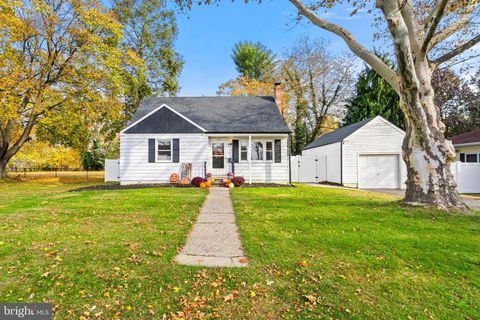 107 HAUSSER AVENUE HIGHTSTOWN NJ 08520