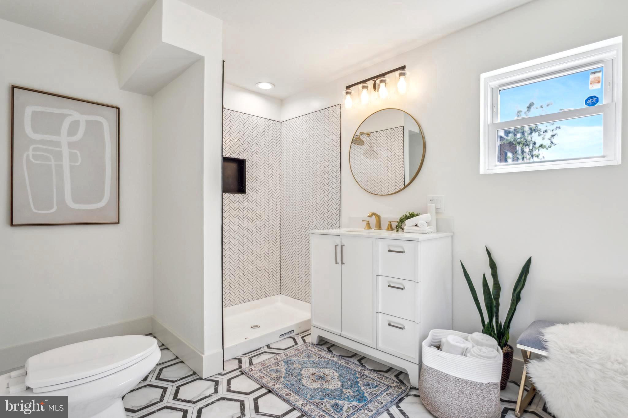 OLDE KENSINGTON - Residential