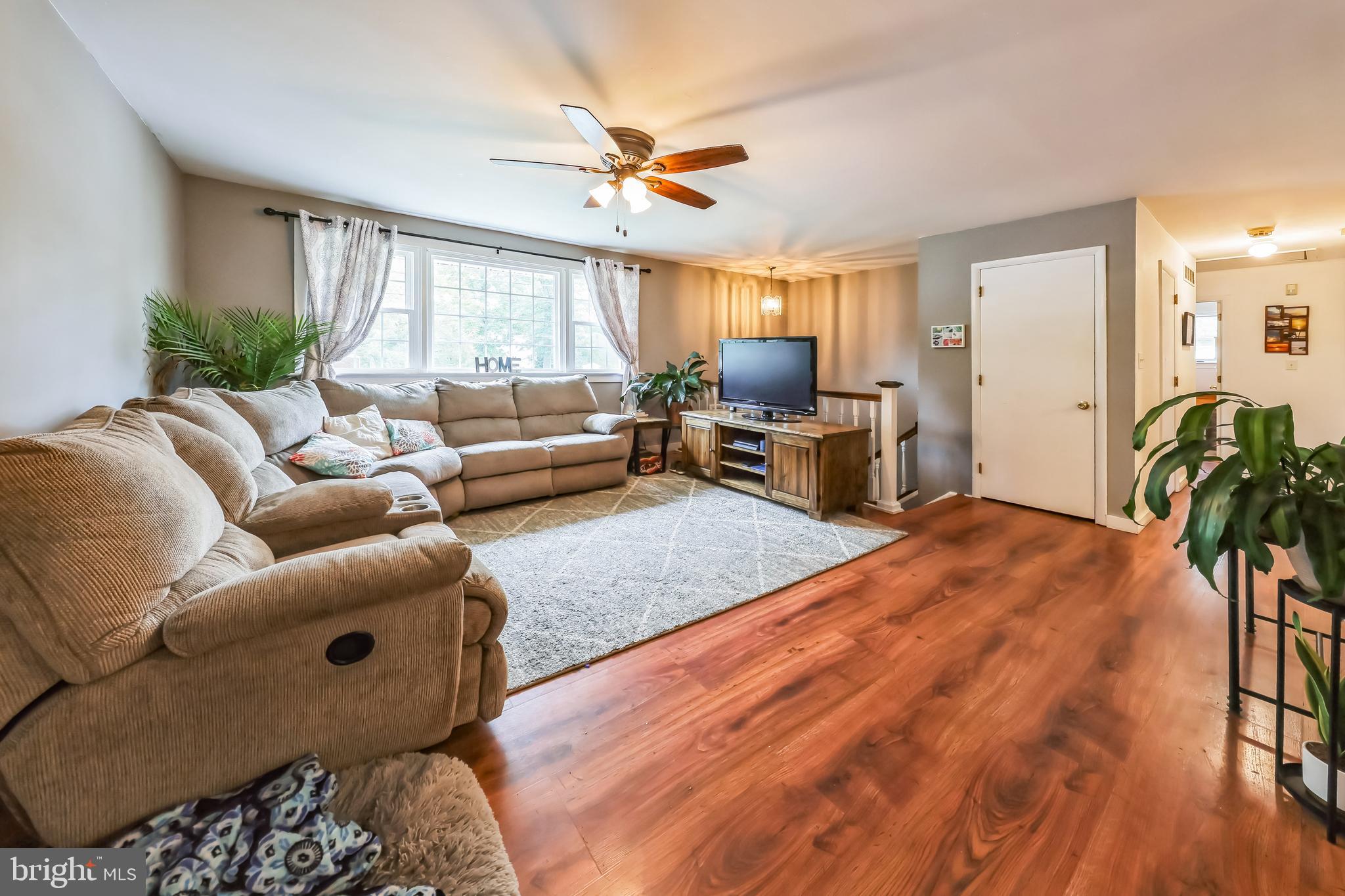 944 RAHWAY DRIVE