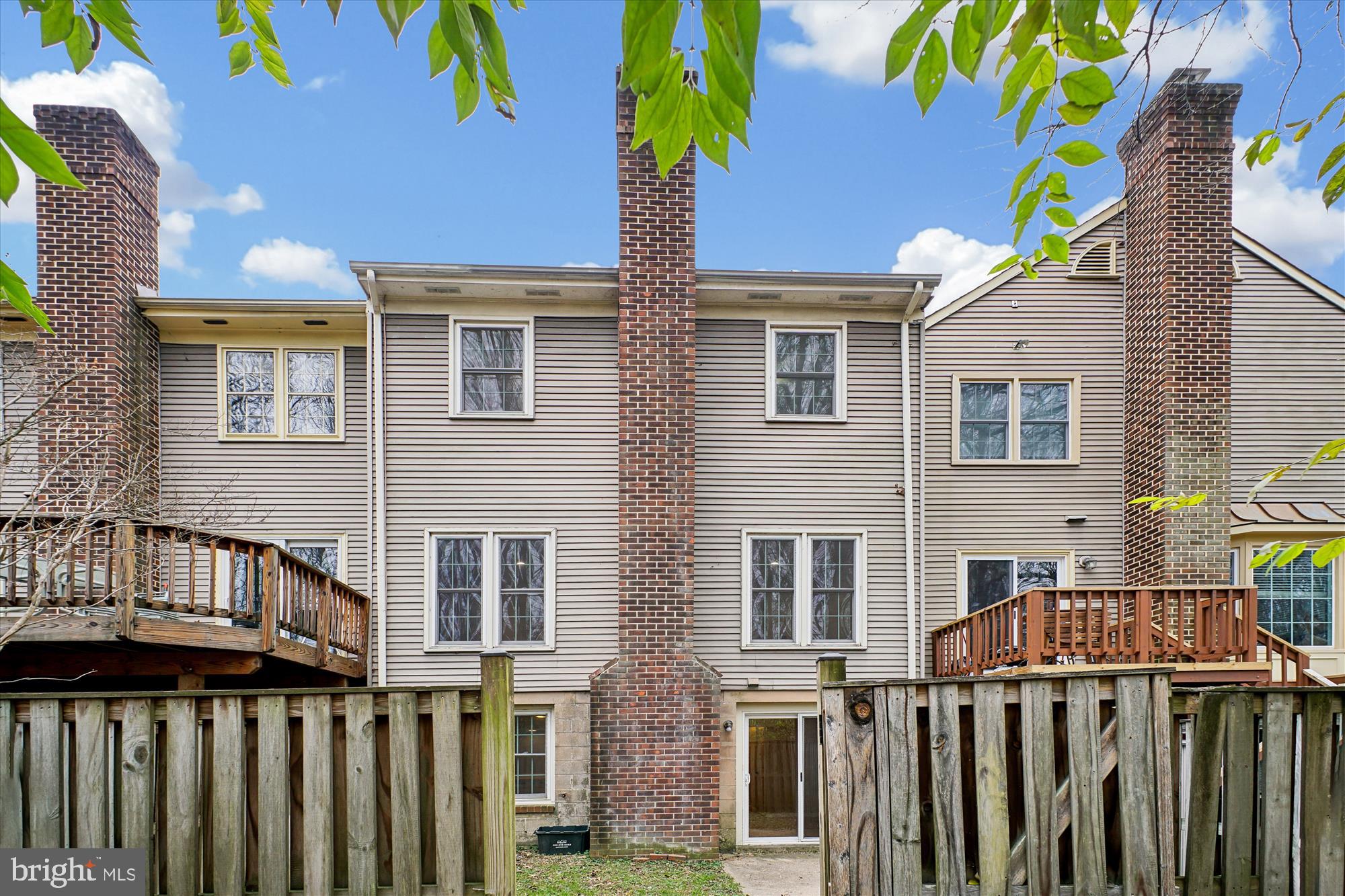 COUNTRY CREEK - Residential