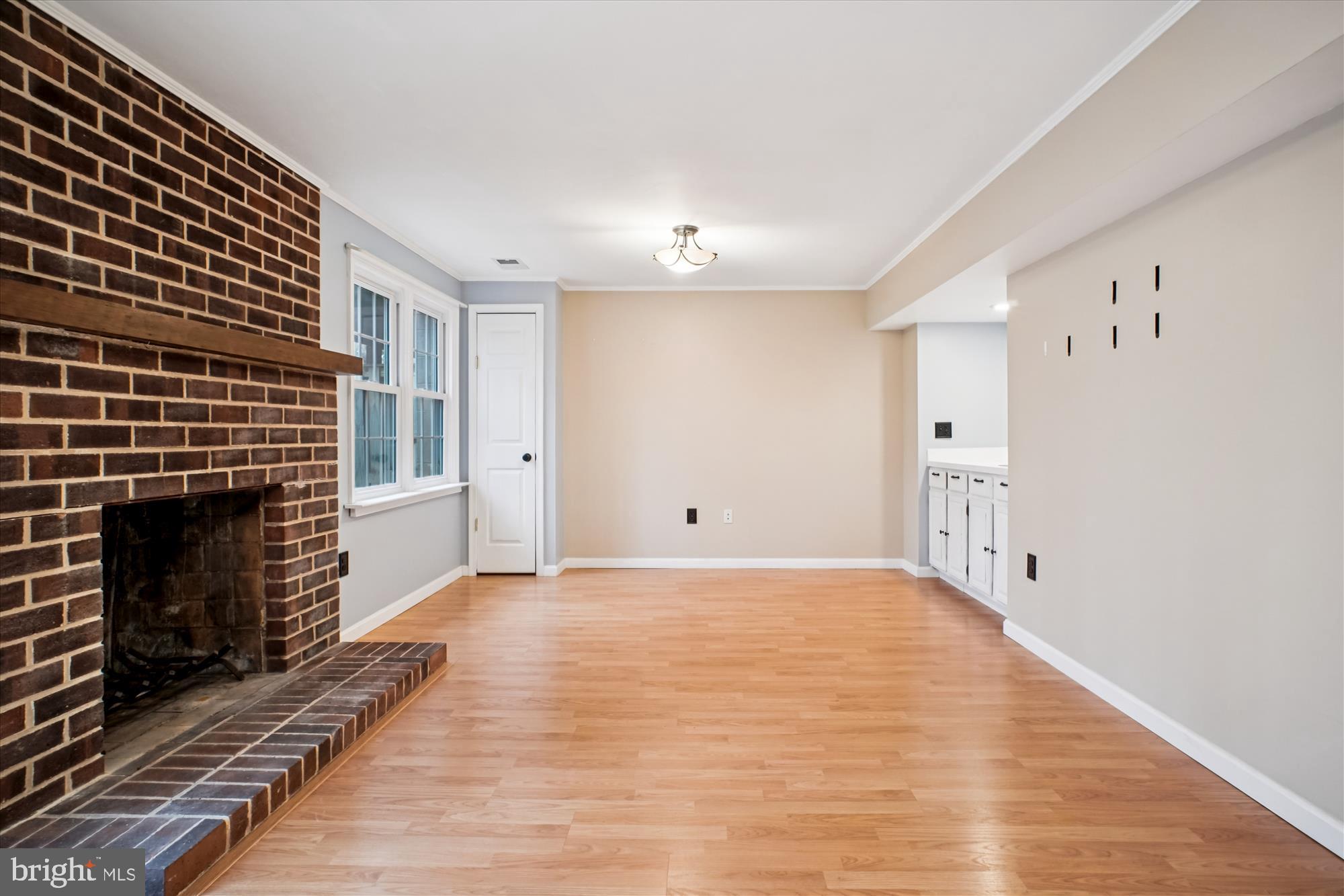 COUNTRY CREEK - Residential