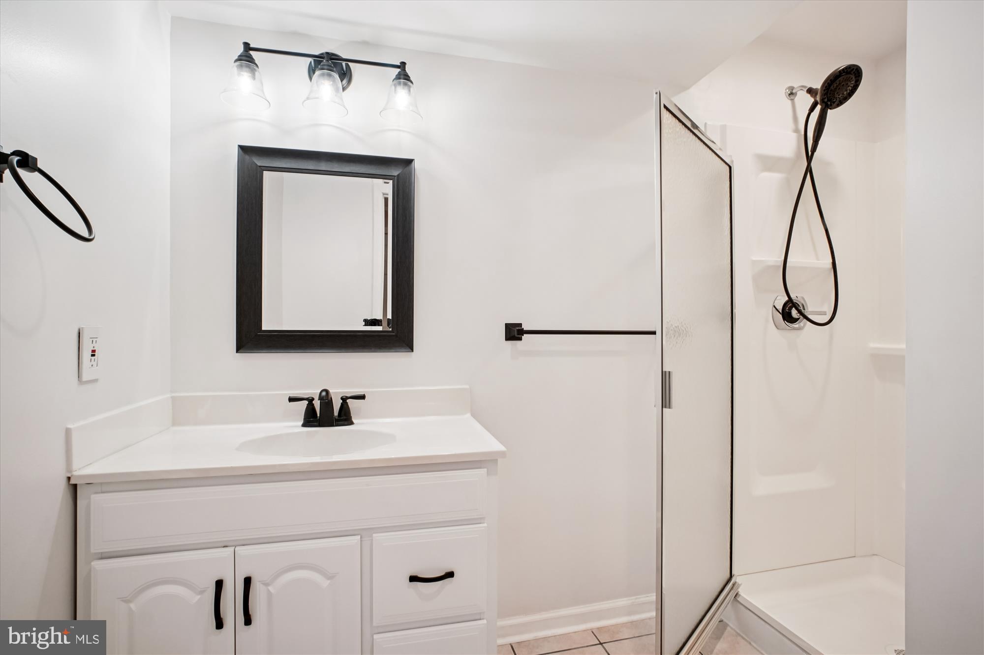 COUNTRY CREEK - Residential