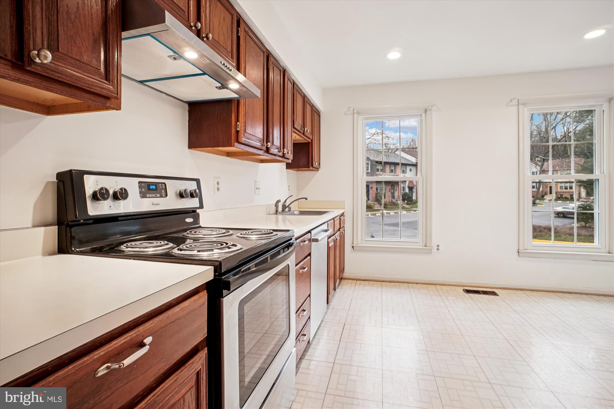 COUNTRY CREEK - Residential