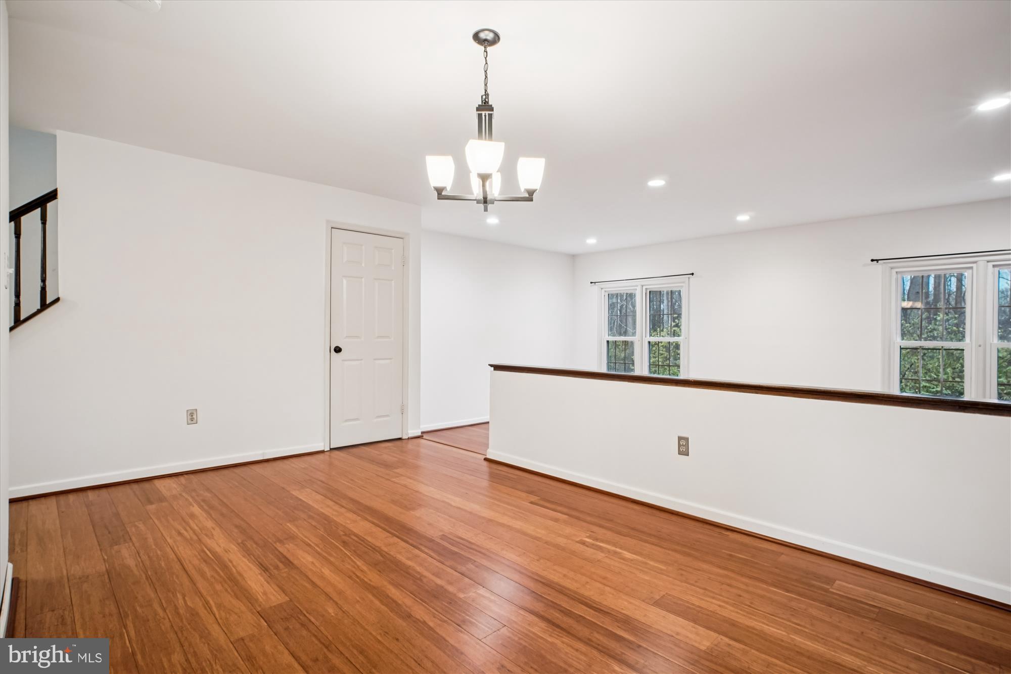 COUNTRY CREEK - Residential