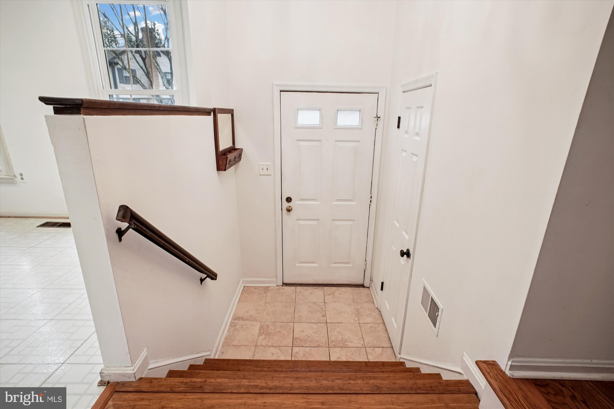 COUNTRY CREEK - Residential