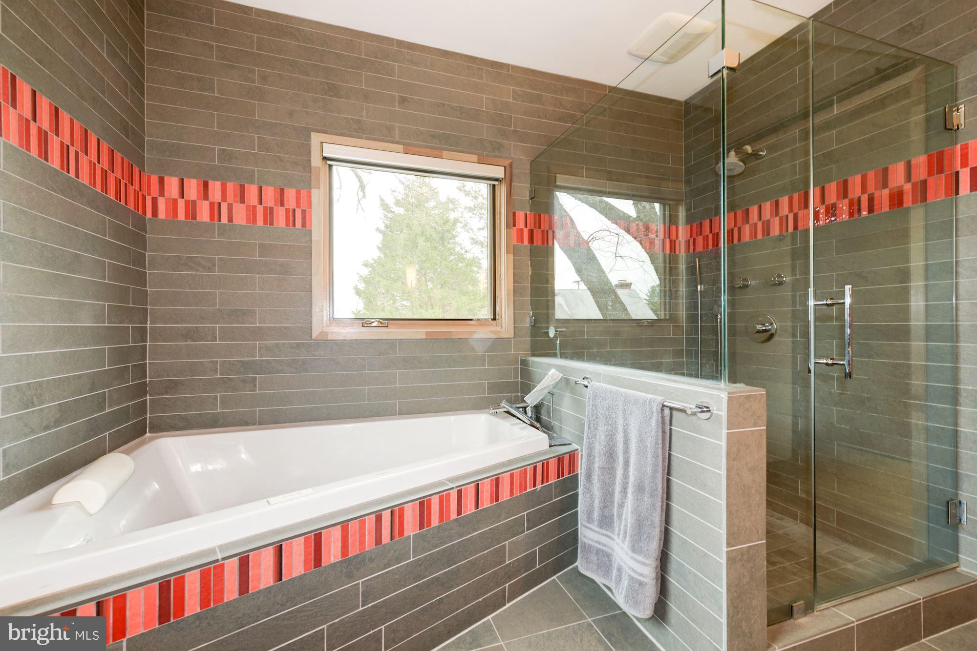 HILLSIDE MANOR - Residential