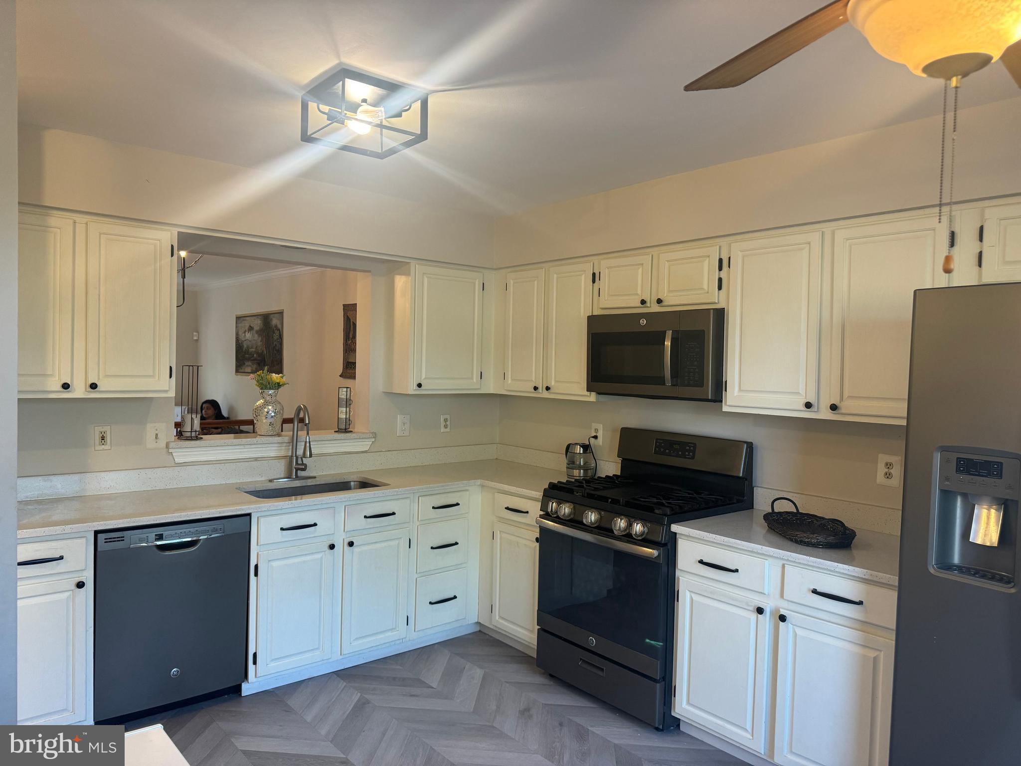 PARADISE - Residential