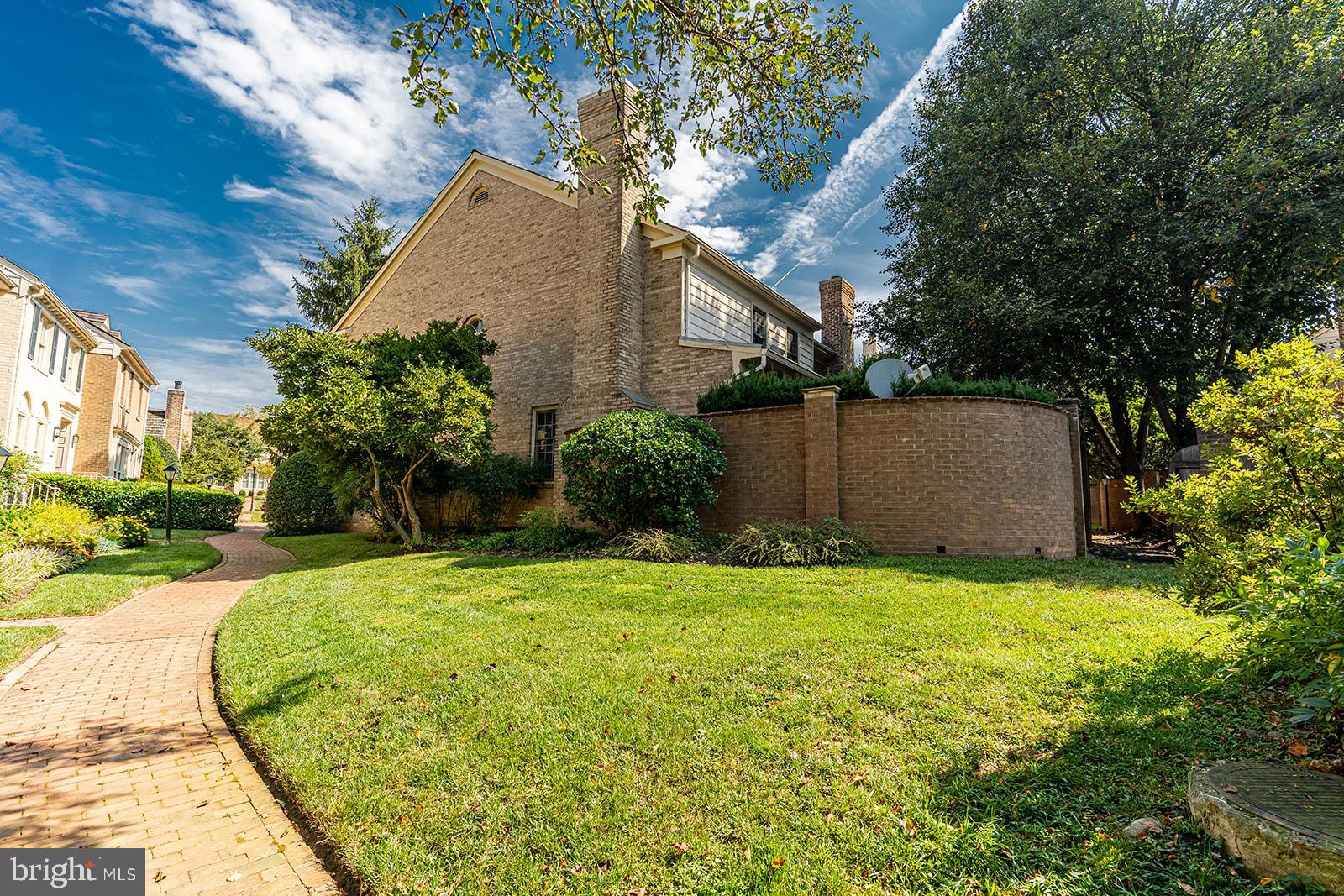 TUCKERMAN STATION - Residential Lease