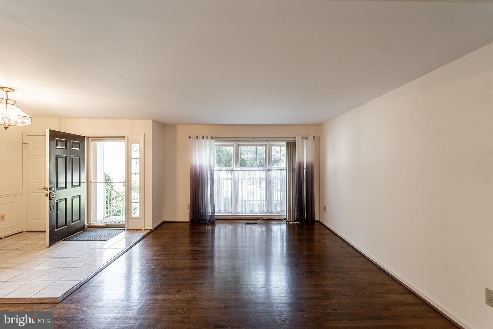 TUCKERMAN STATION - Residential Lease