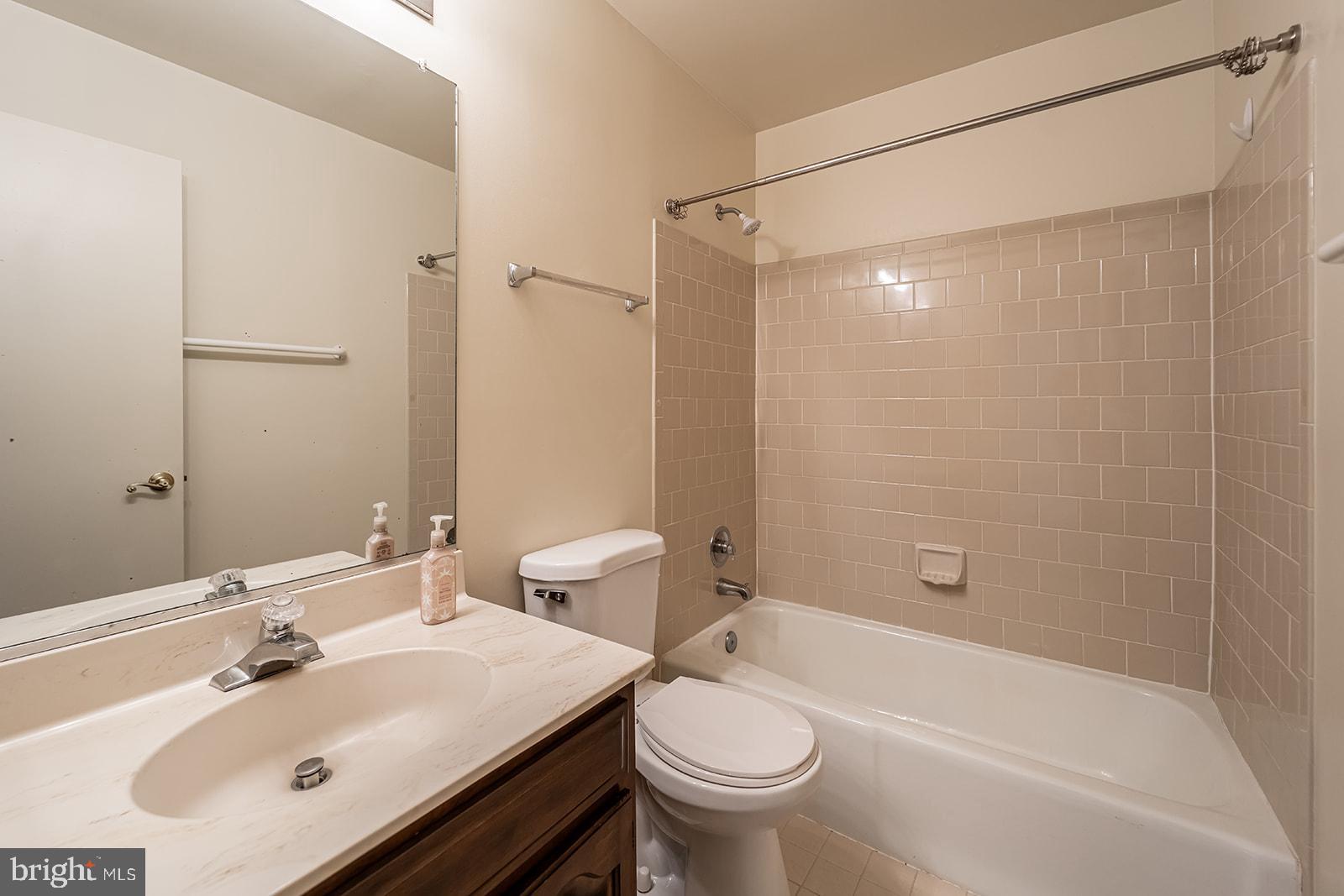 TUCKERMAN STATION - Residential Lease