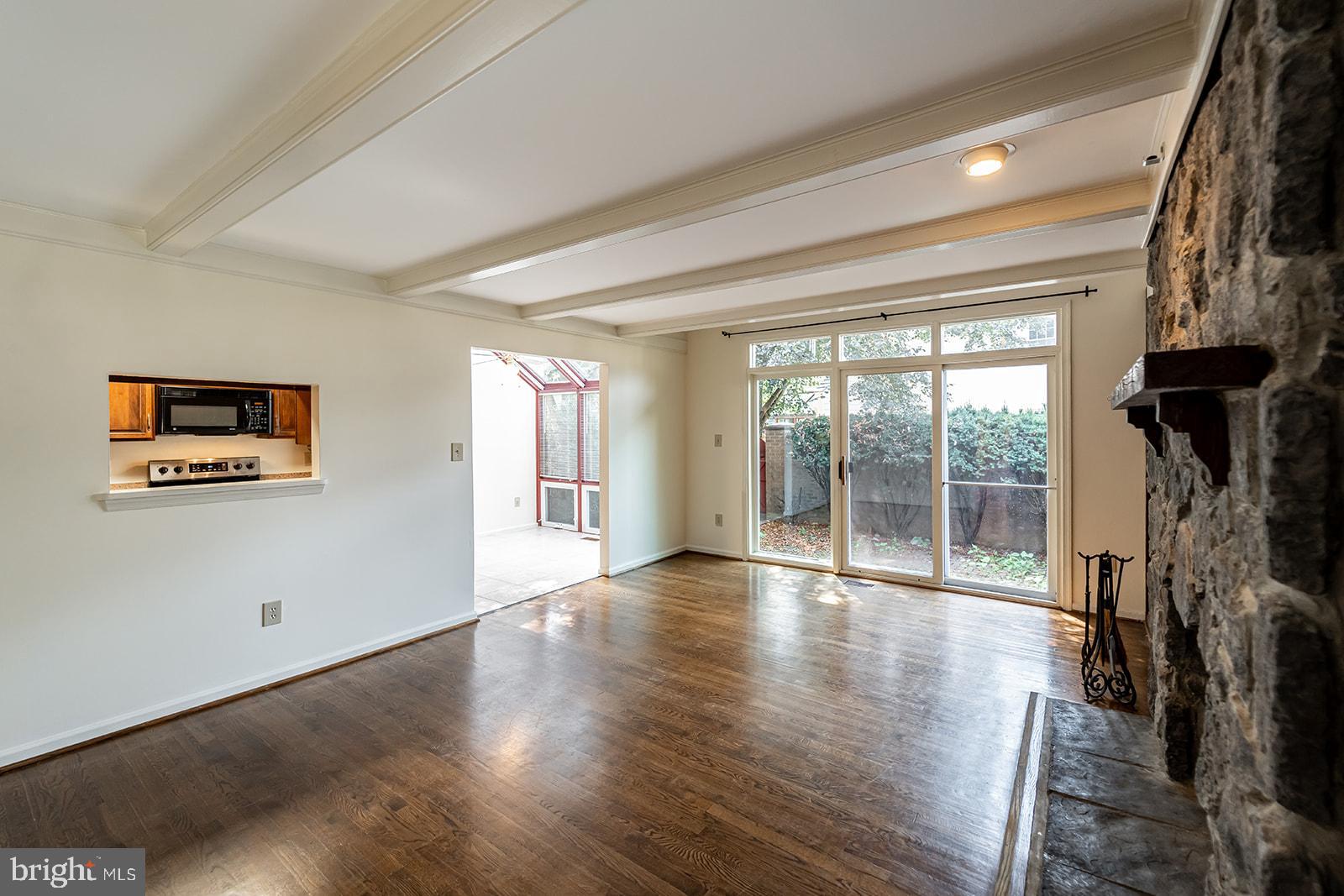 TUCKERMAN STATION - Residential Lease