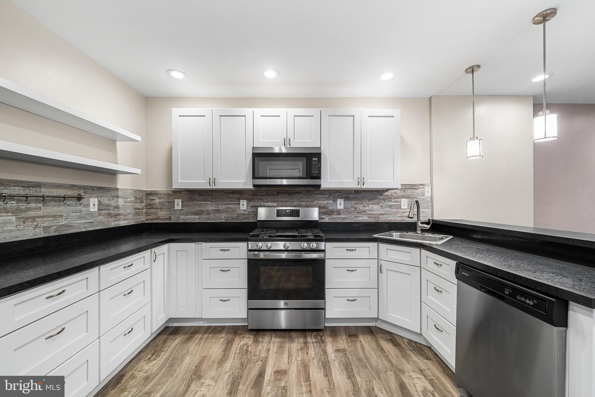 CEDAR PARK - Residential