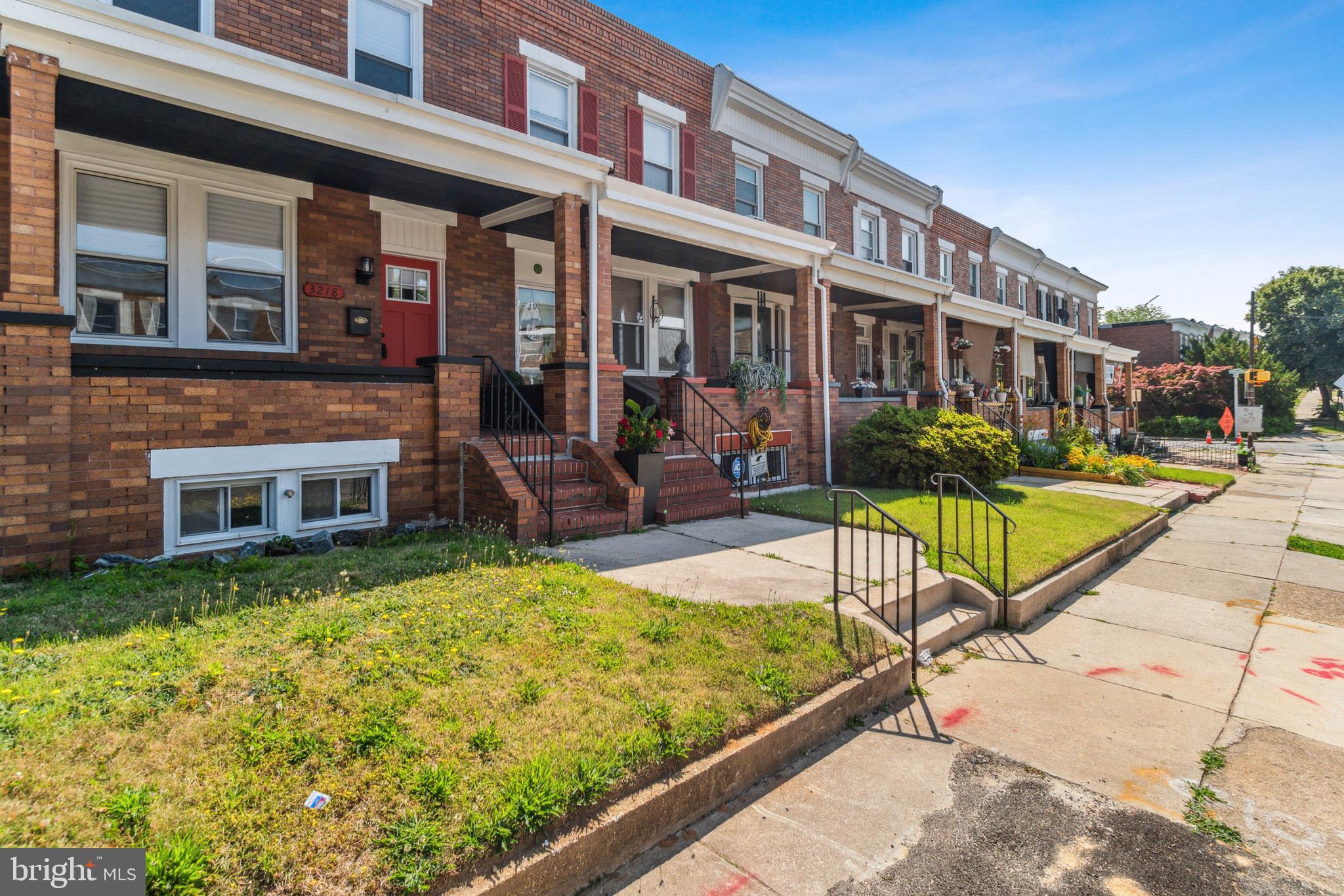 CLAREMONT-FREEDOM - Residential