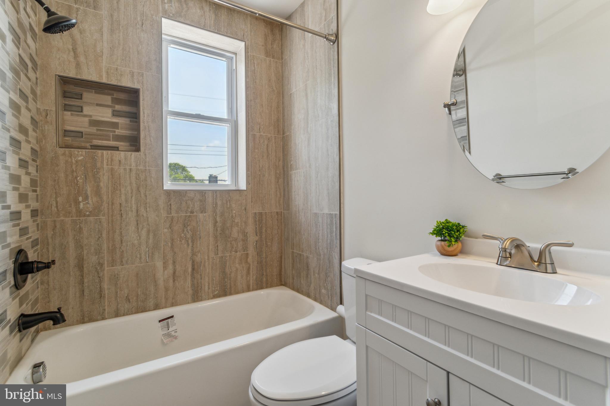 CLAREMONT-FREEDOM - Residential