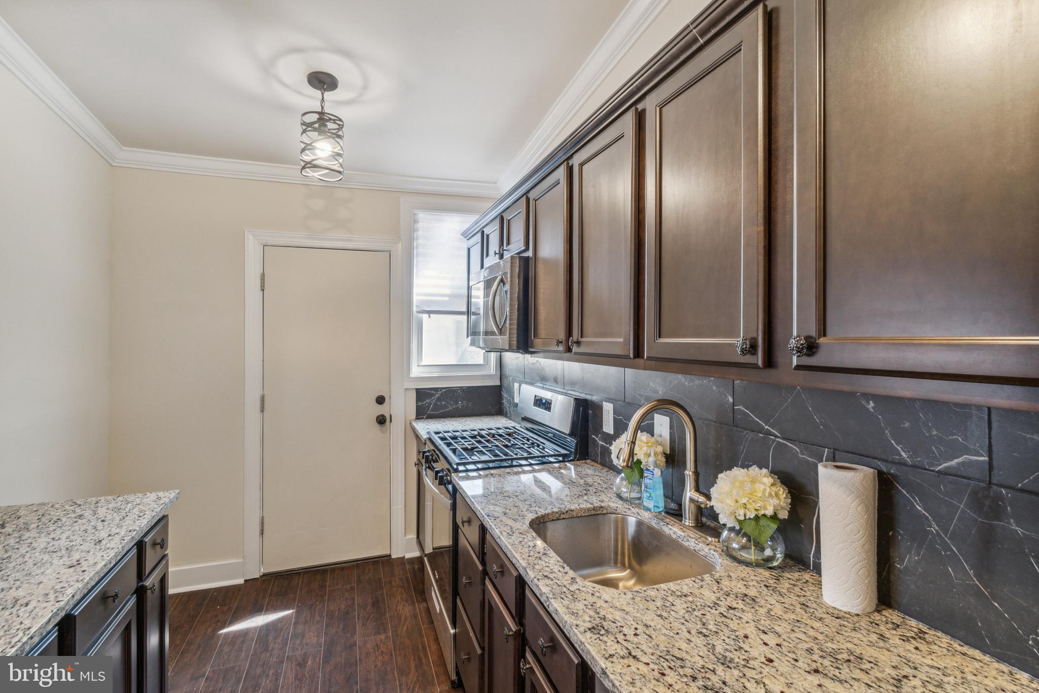 CLAREMONT-FREEDOM - Residential