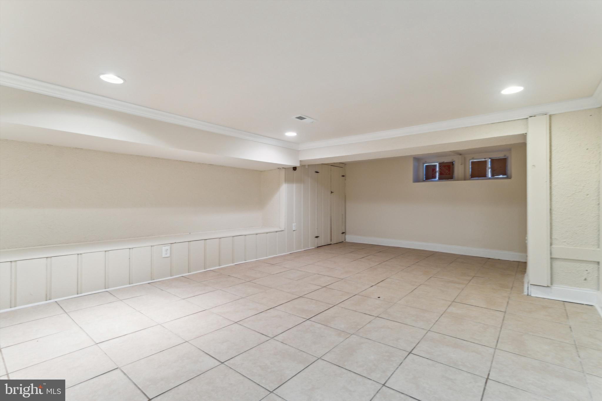 CLAREMONT-FREEDOM - Residential