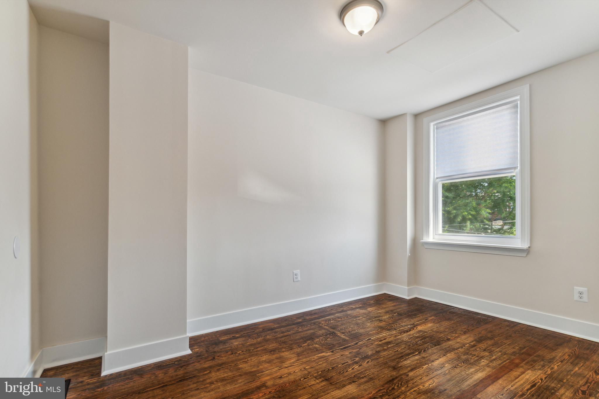 CLAREMONT-FREEDOM - Residential