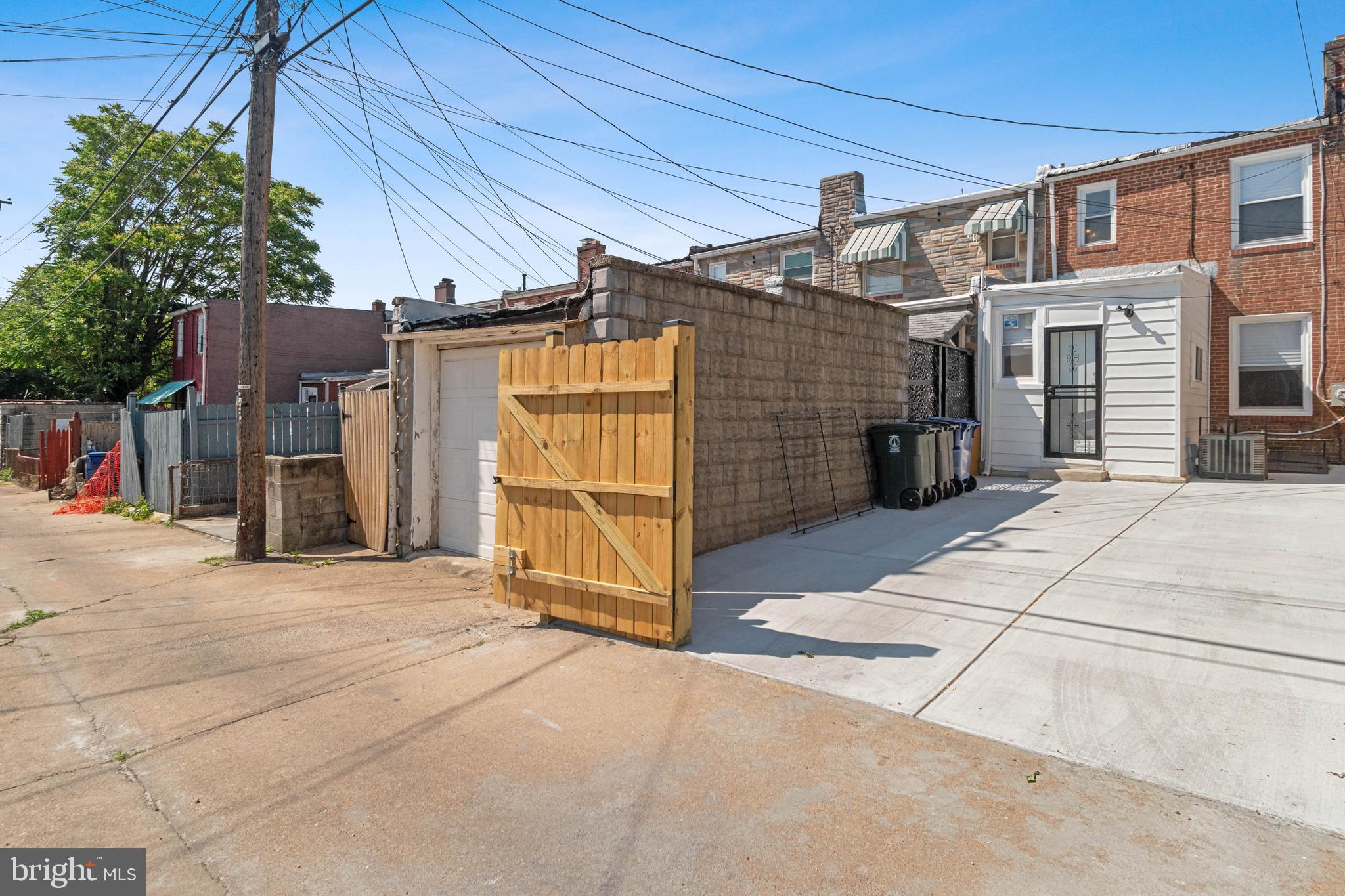 CLAREMONT-FREEDOM - Residential