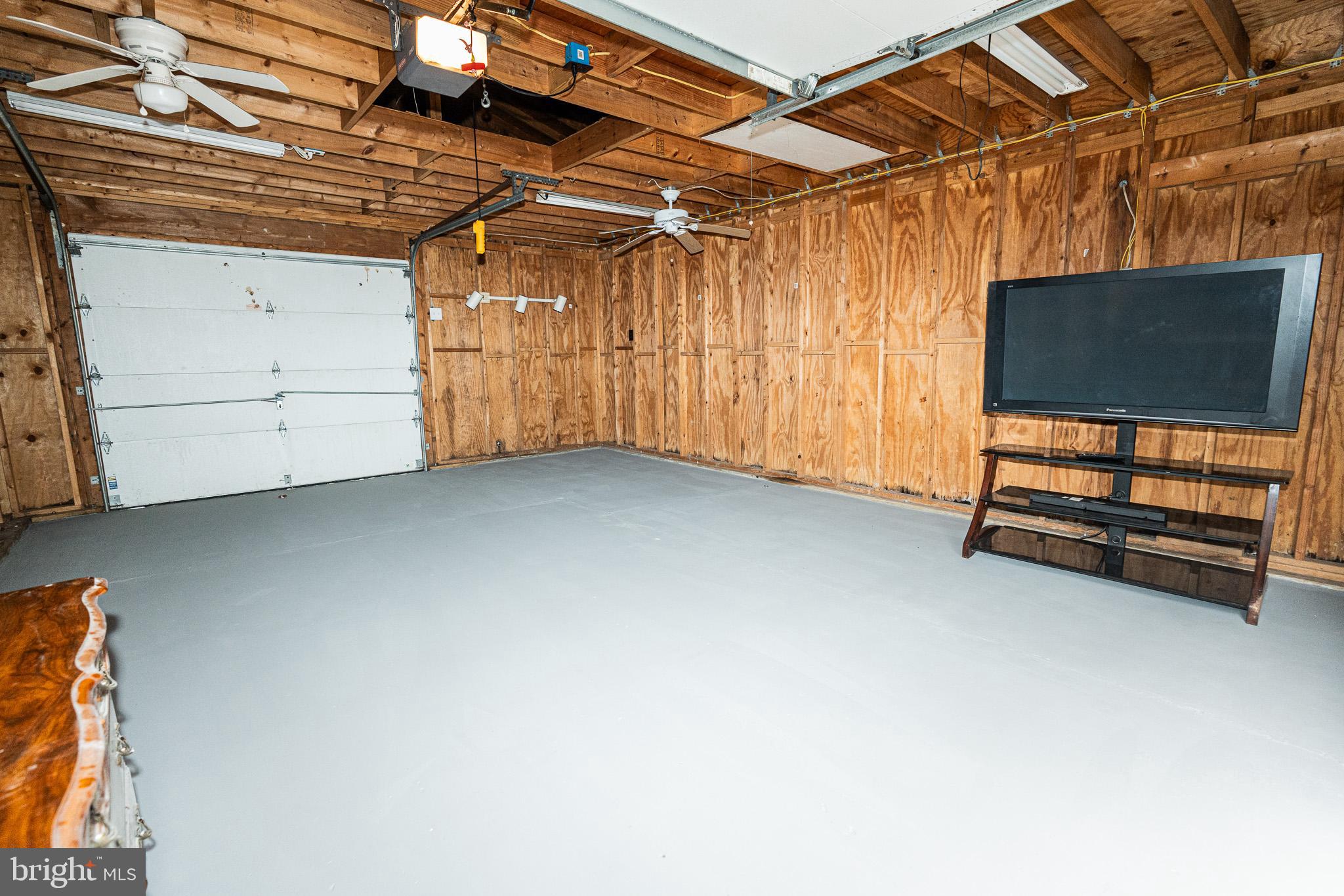 ROSEWALD BEACH - Residential