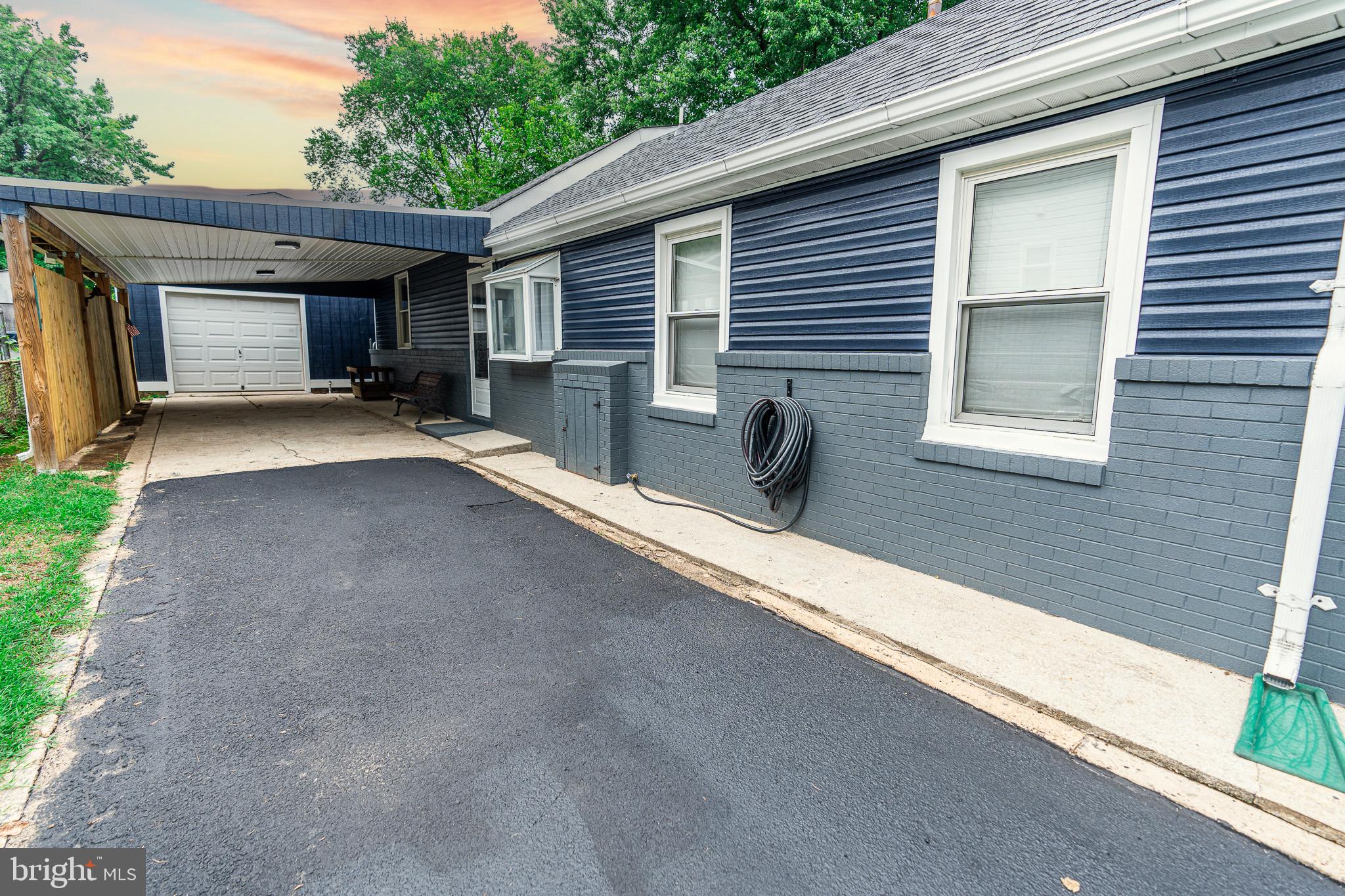 ROSEWALD BEACH - Residential