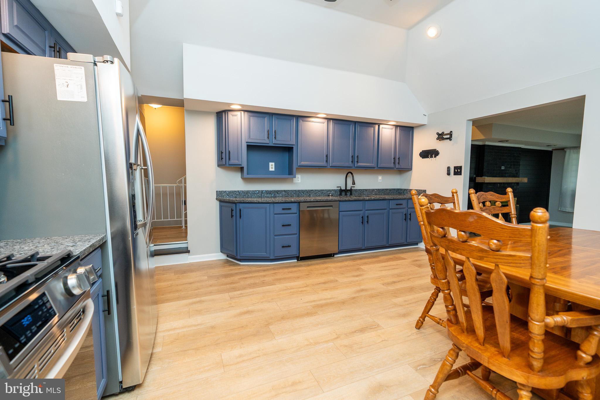 ROSEWALD BEACH - Residential