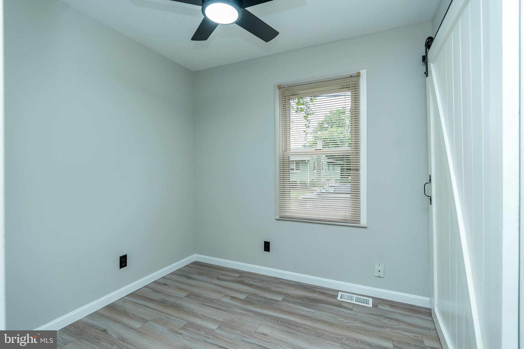 ROSEWALD BEACH - Residential