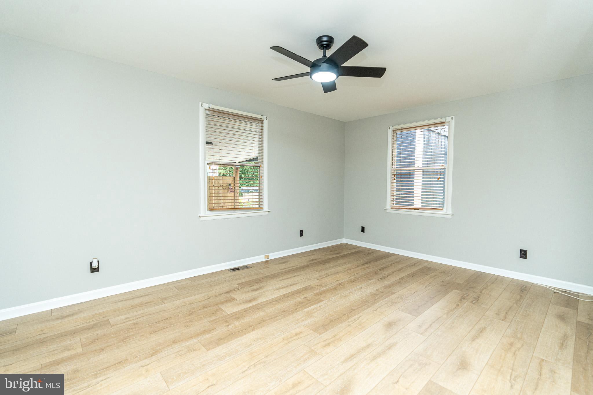 ROSEWALD BEACH - Residential