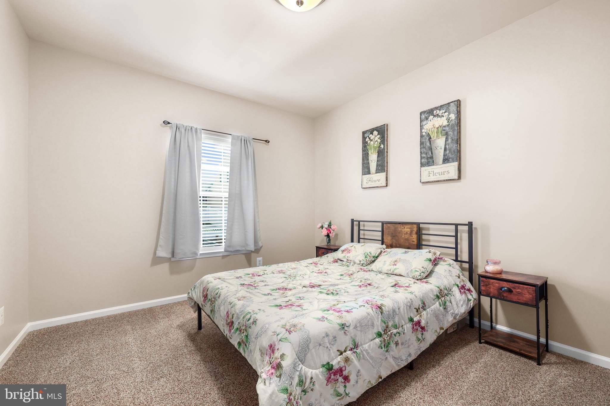 PORT POTOMAC - Residential