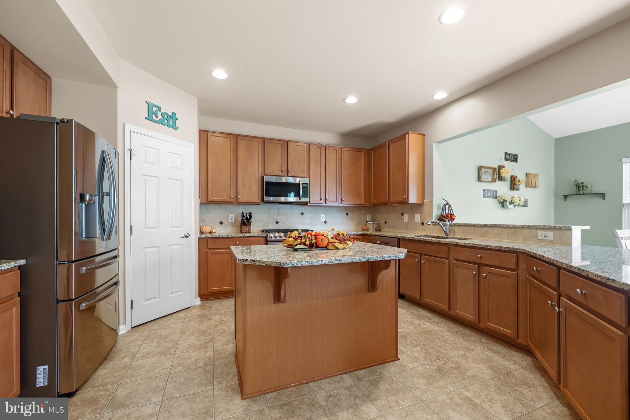 PORT POTOMAC - Residential