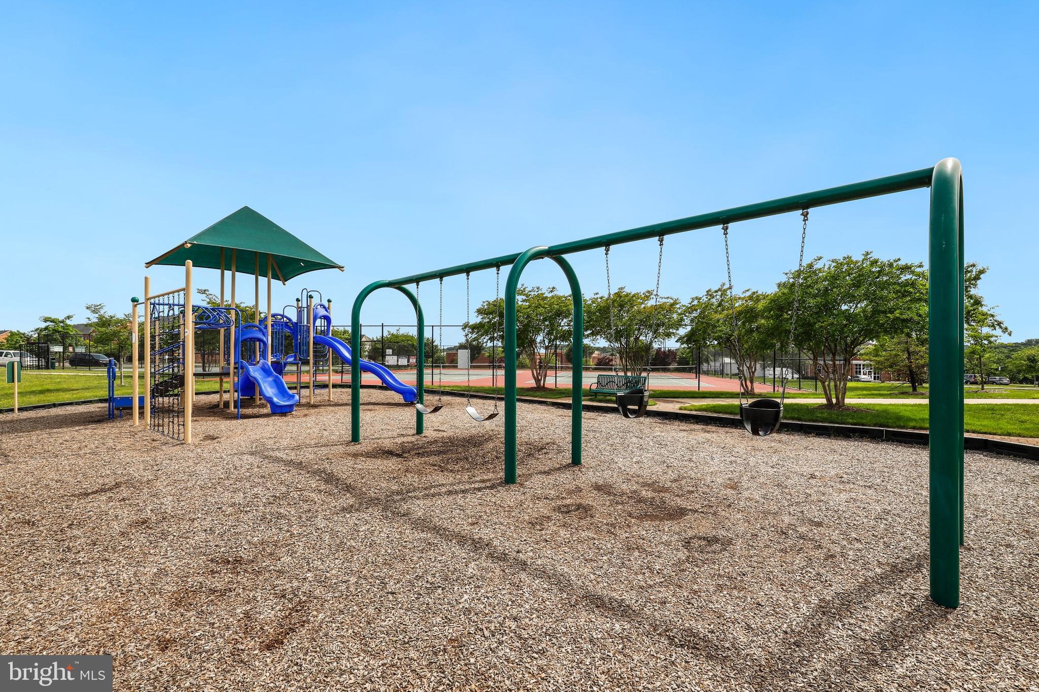 PORT POTOMAC - Residential