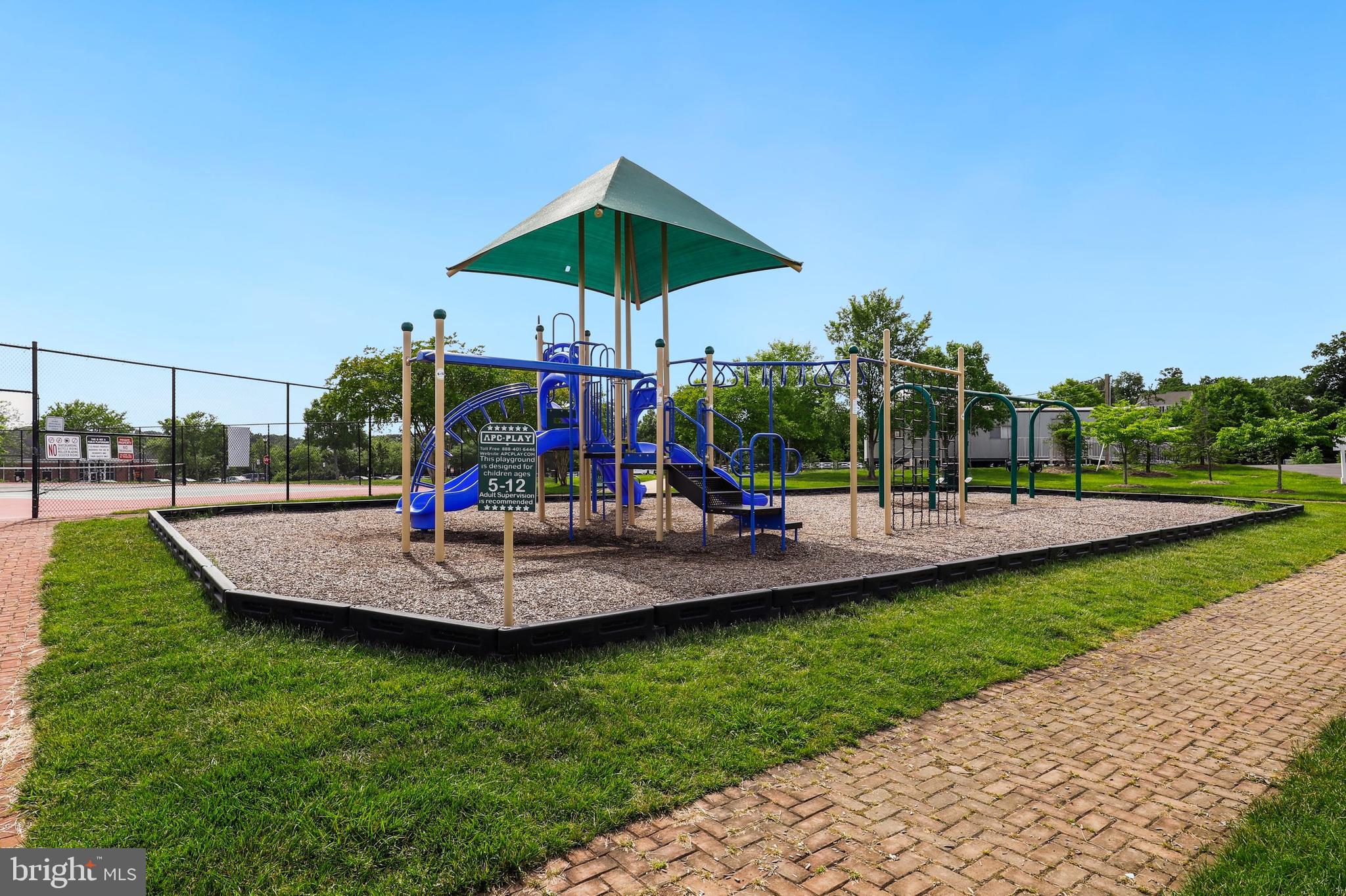 PORT POTOMAC - Residential