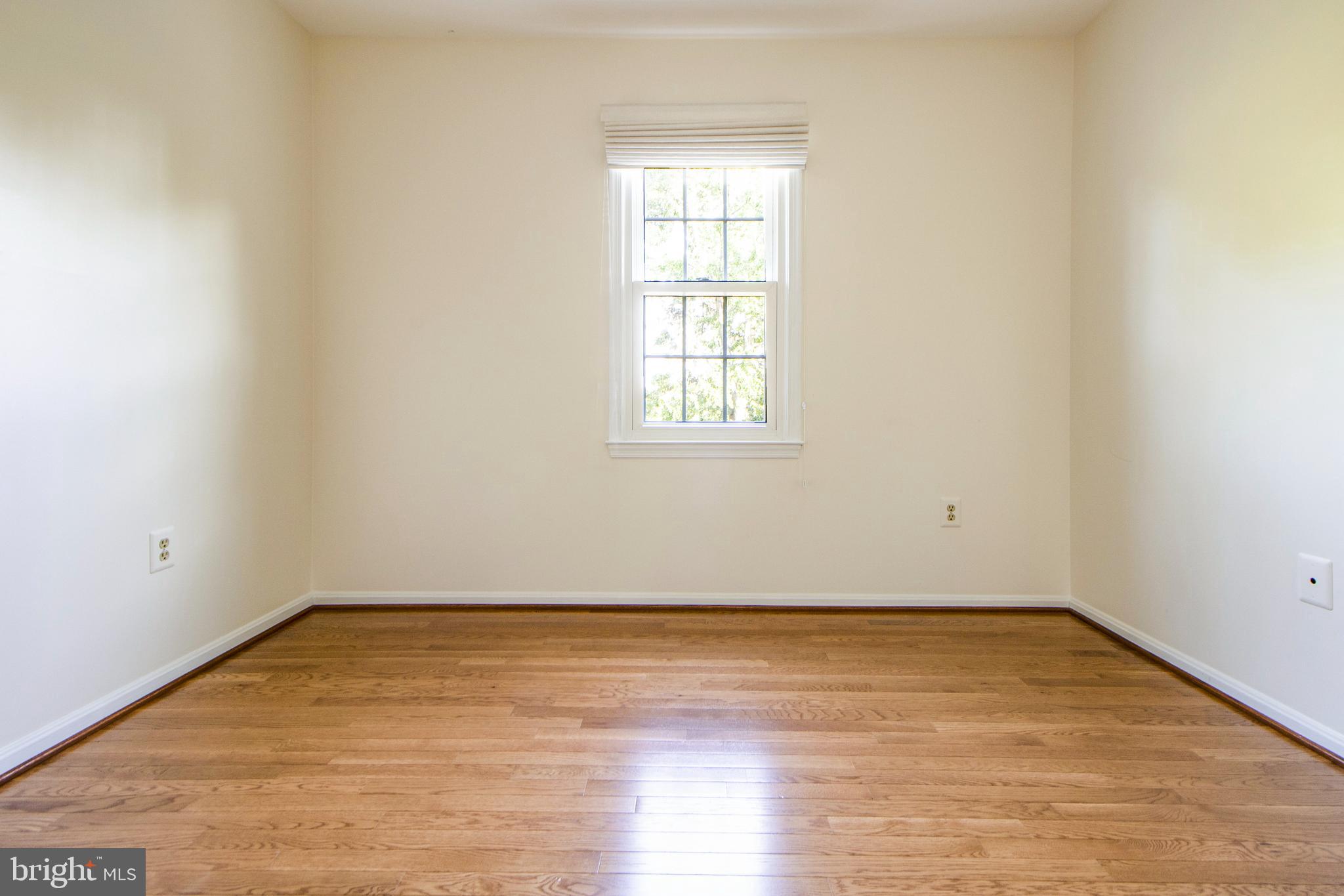 ROLLING ACRES - Residential