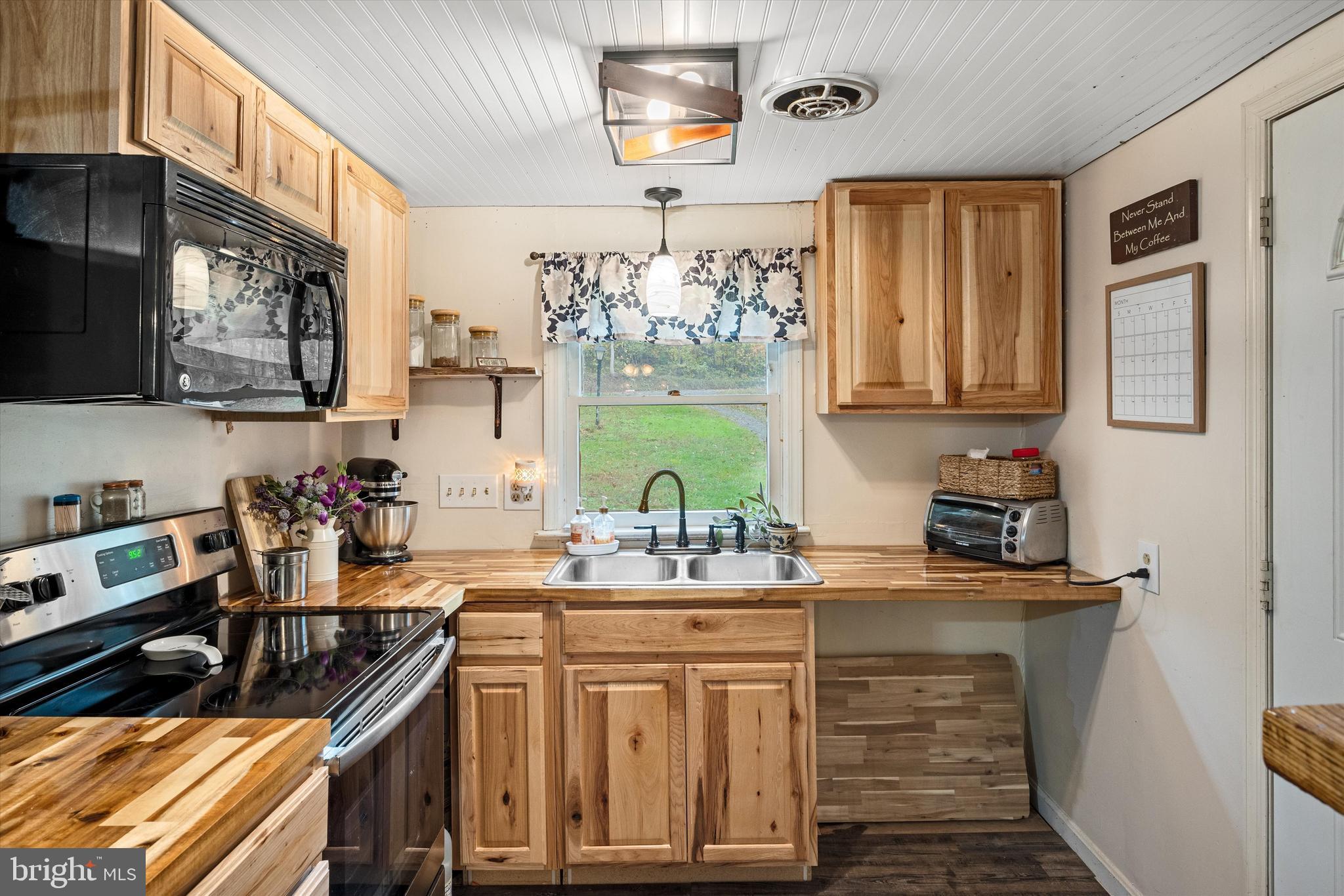 PIN OAK - Residential