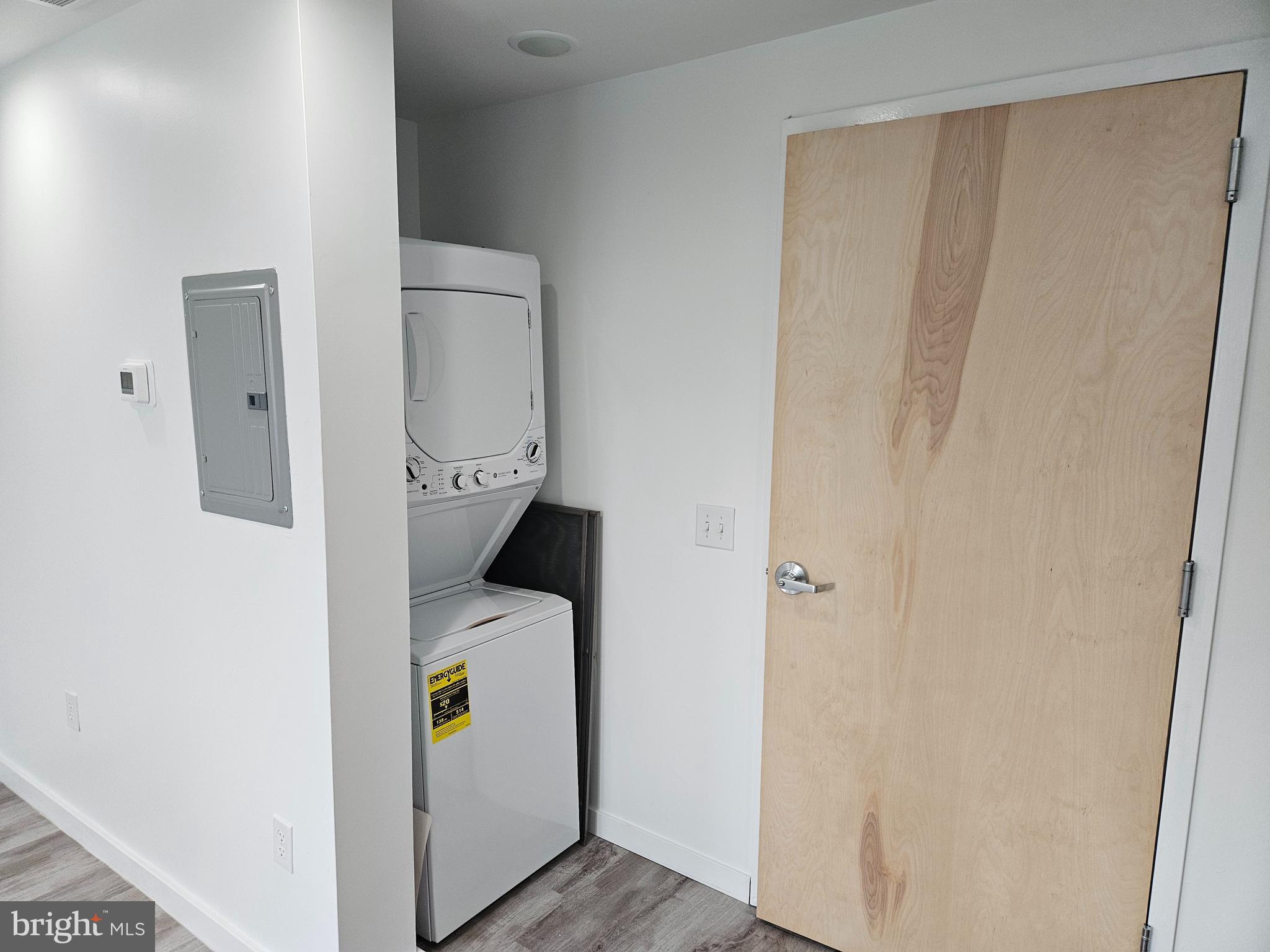 LAFAYETTE HILL - Residential Lease