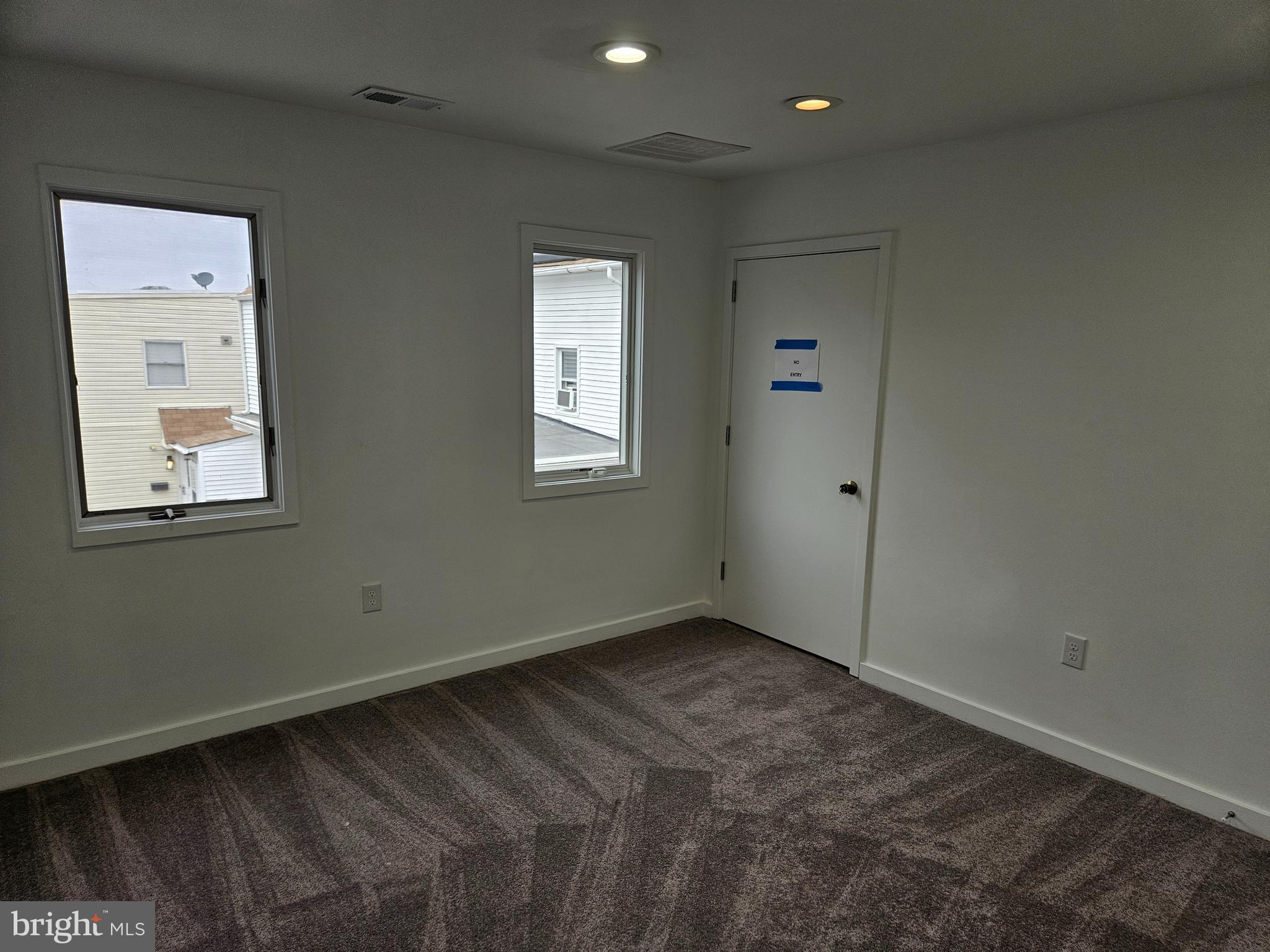 LAFAYETTE HILL - Residential Lease