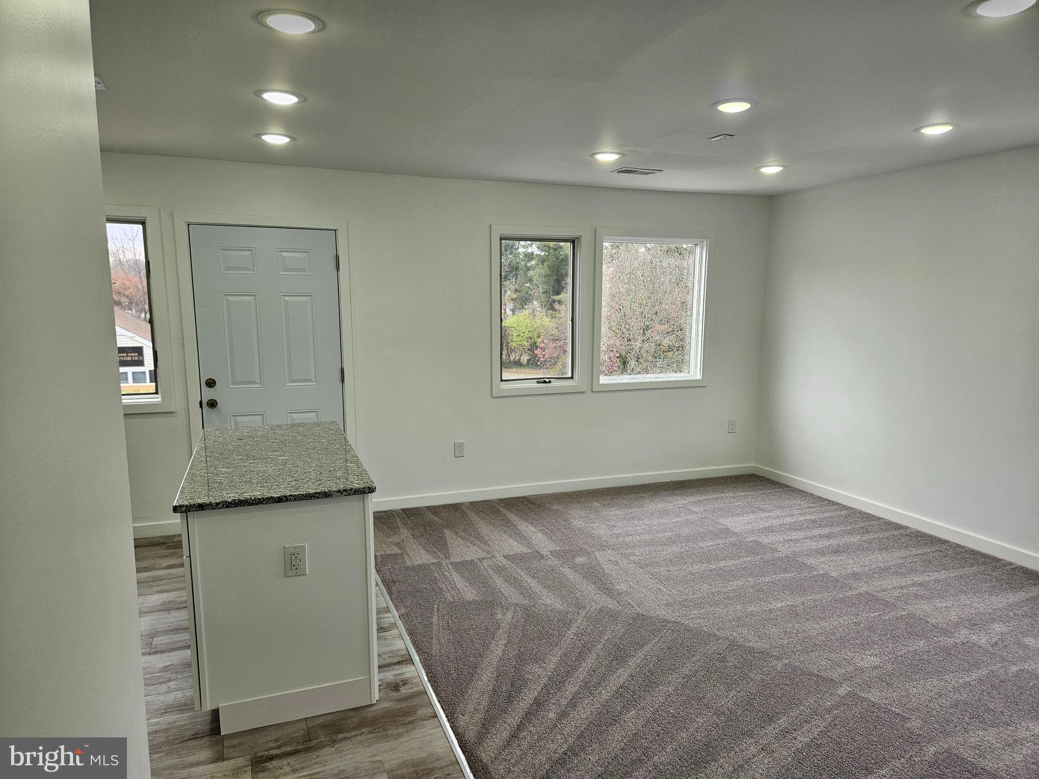 LAFAYETTE HILL - Residential Lease